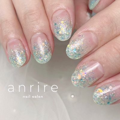 【他店オフ込】《hand》きらめくラメグラデーションネイル
