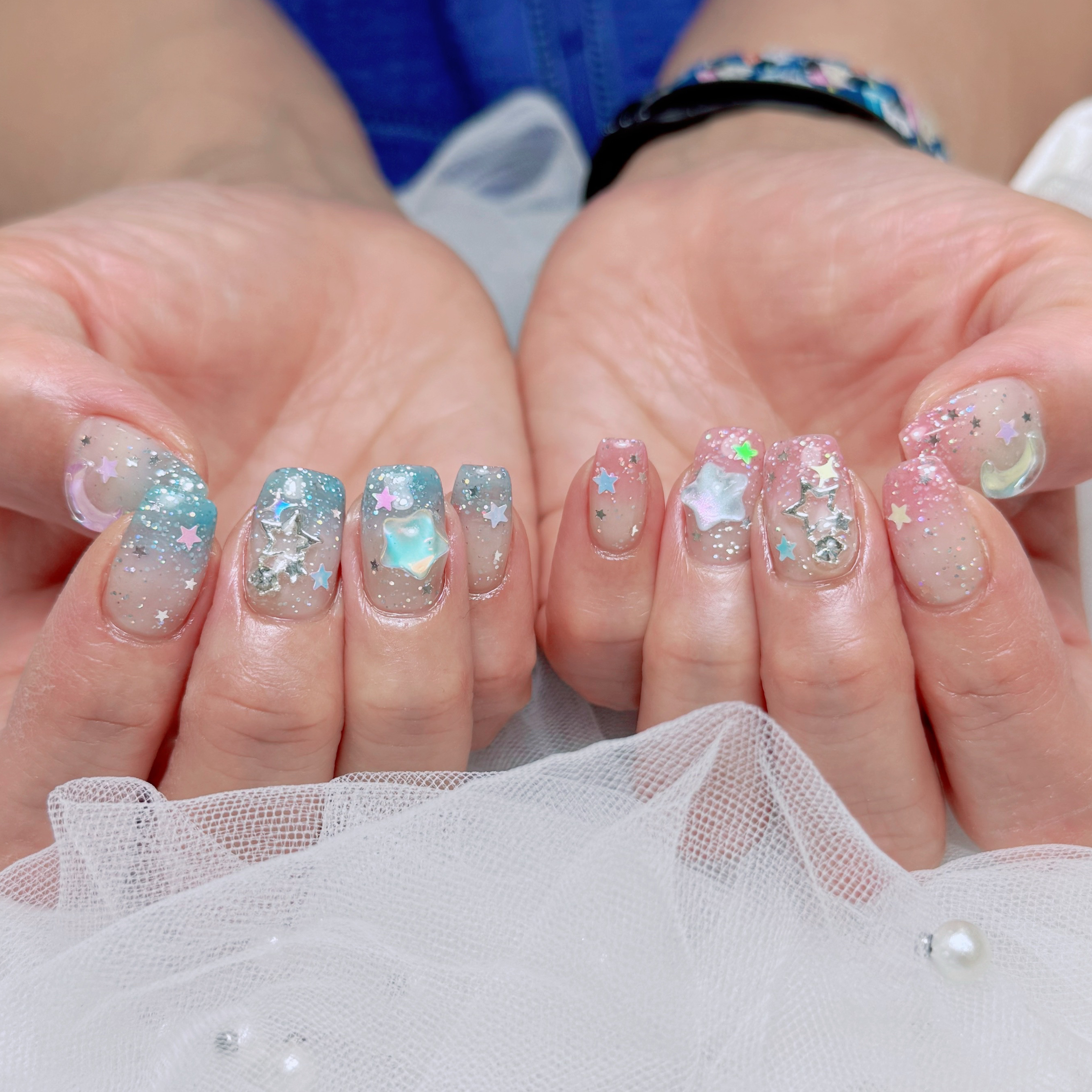 Lilies__nail