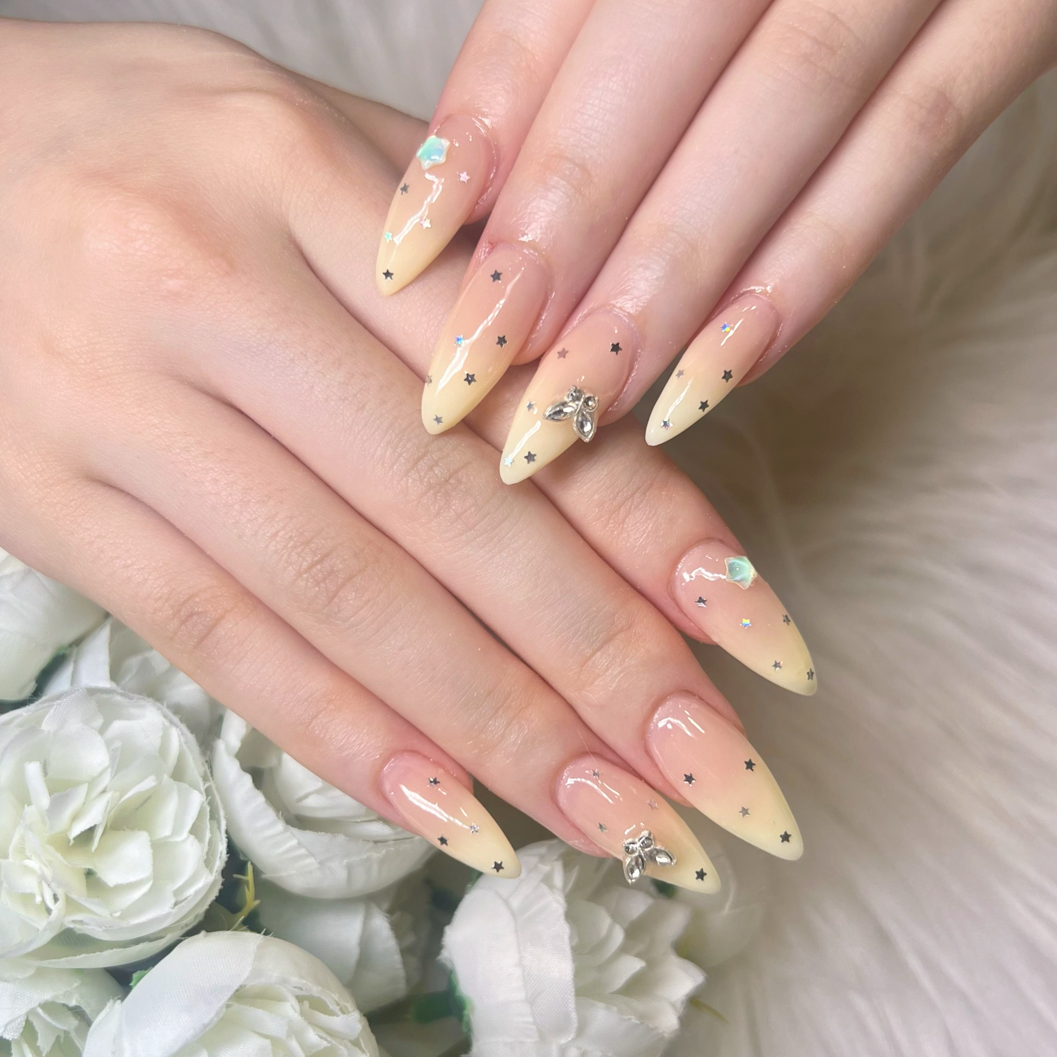MOMO_NAIL.357