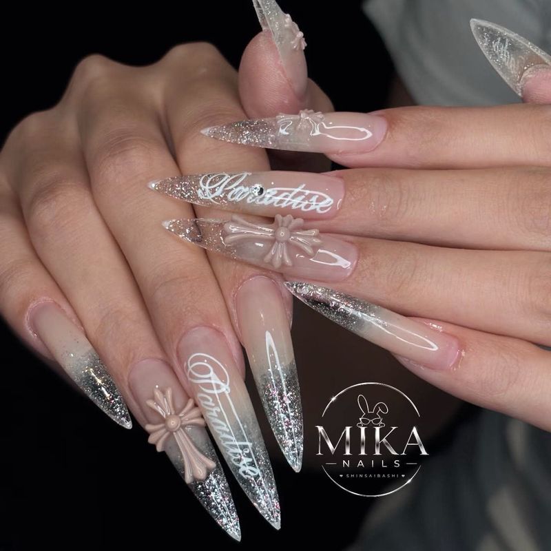 Mika Nails 心斎橋店