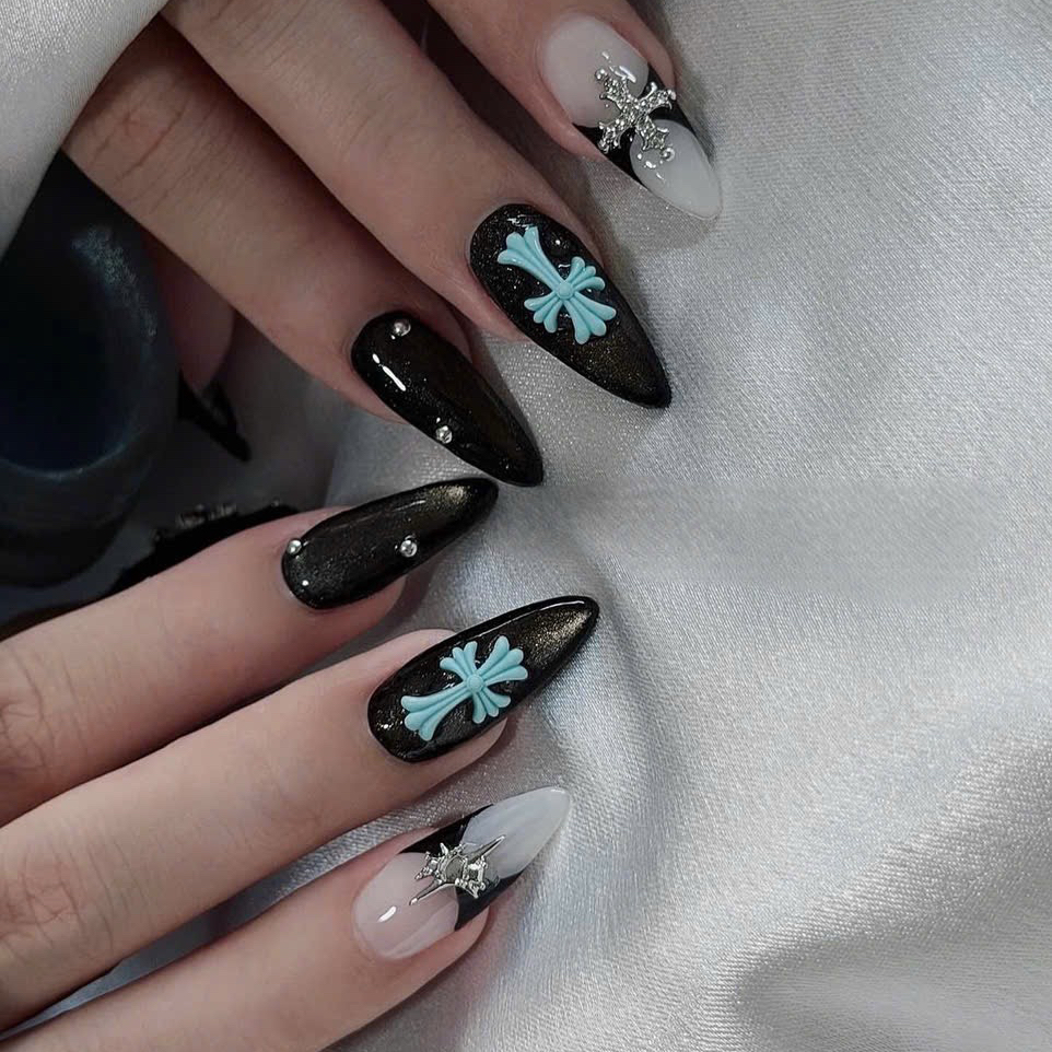 Kanaa_Nail