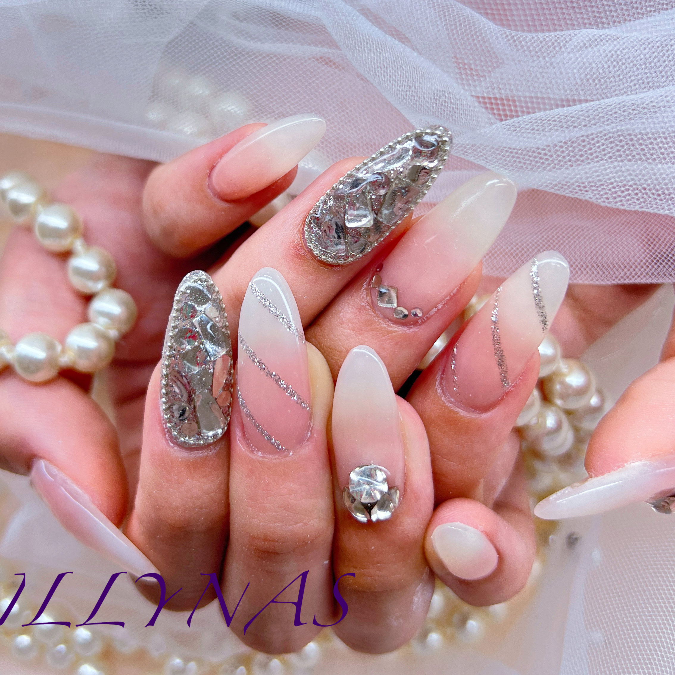 AILLYNAS_8