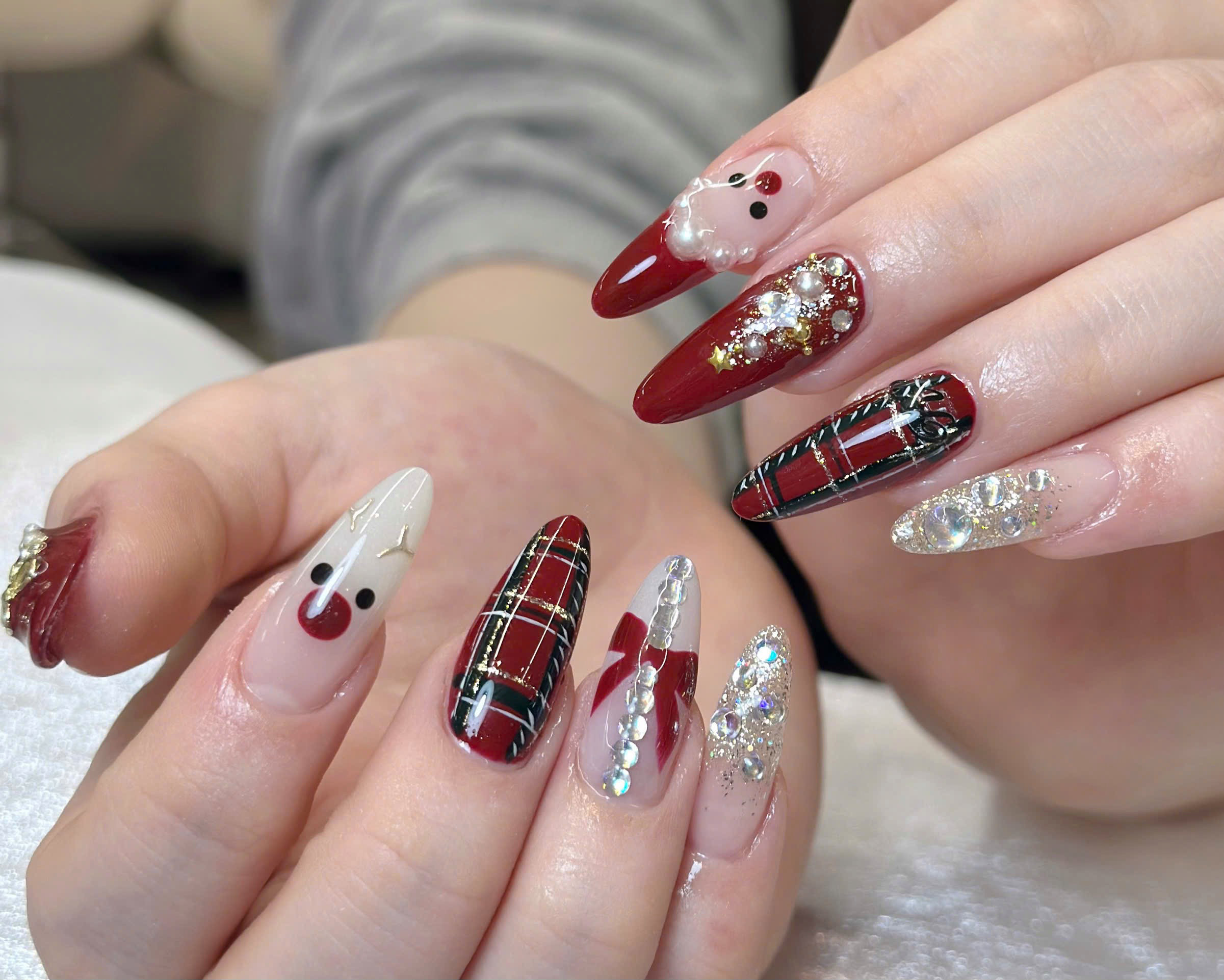 chann_nail