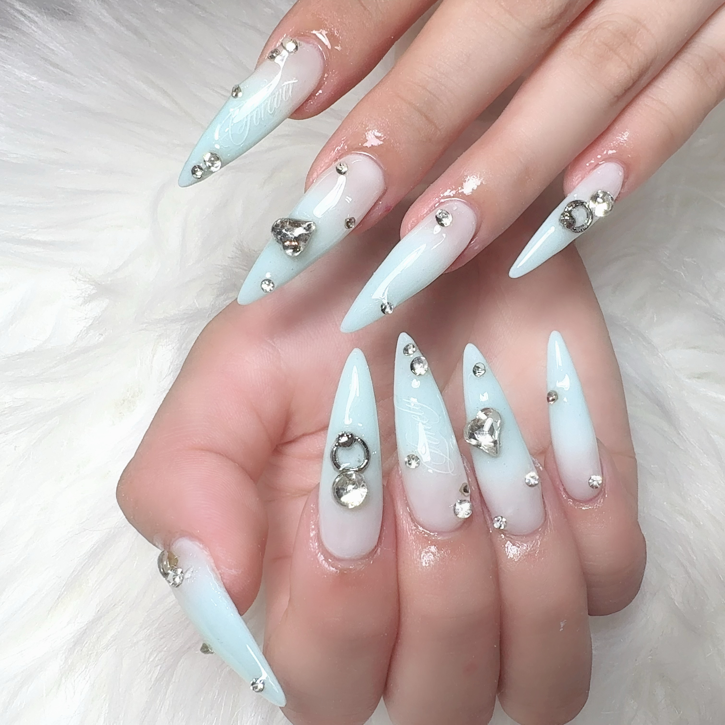 Mlan_Nail
