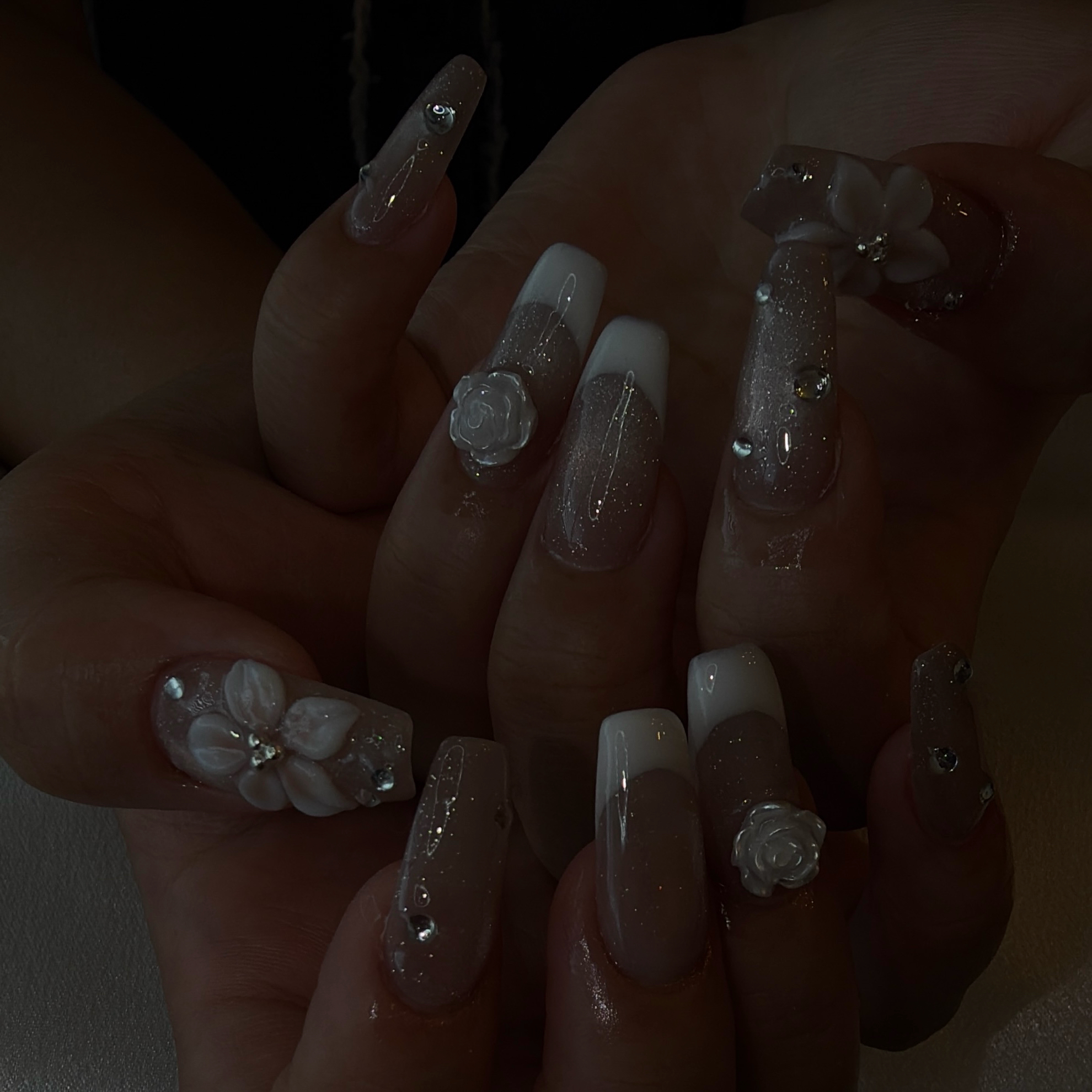 AYURAnailstudio