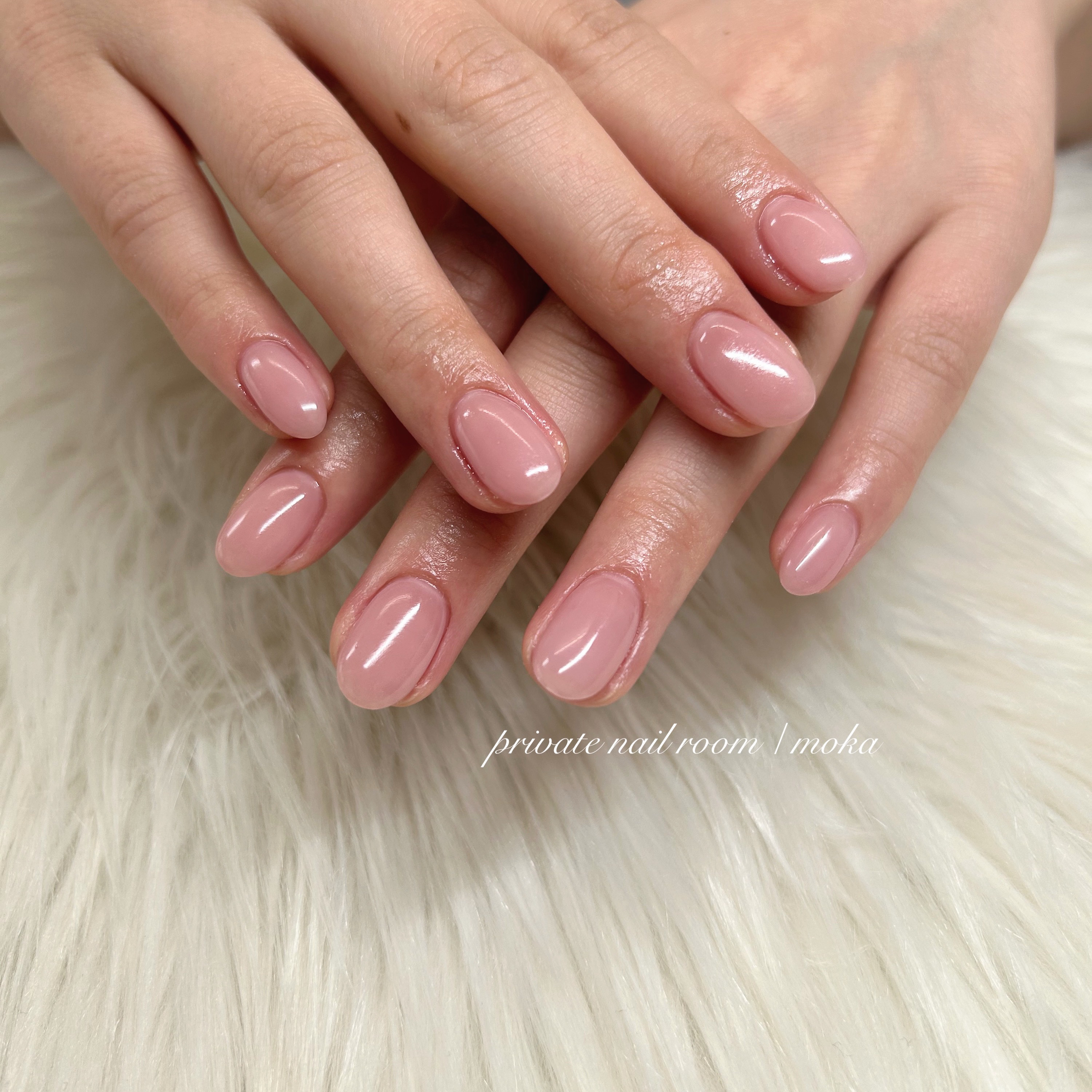 p.nailroom_moka