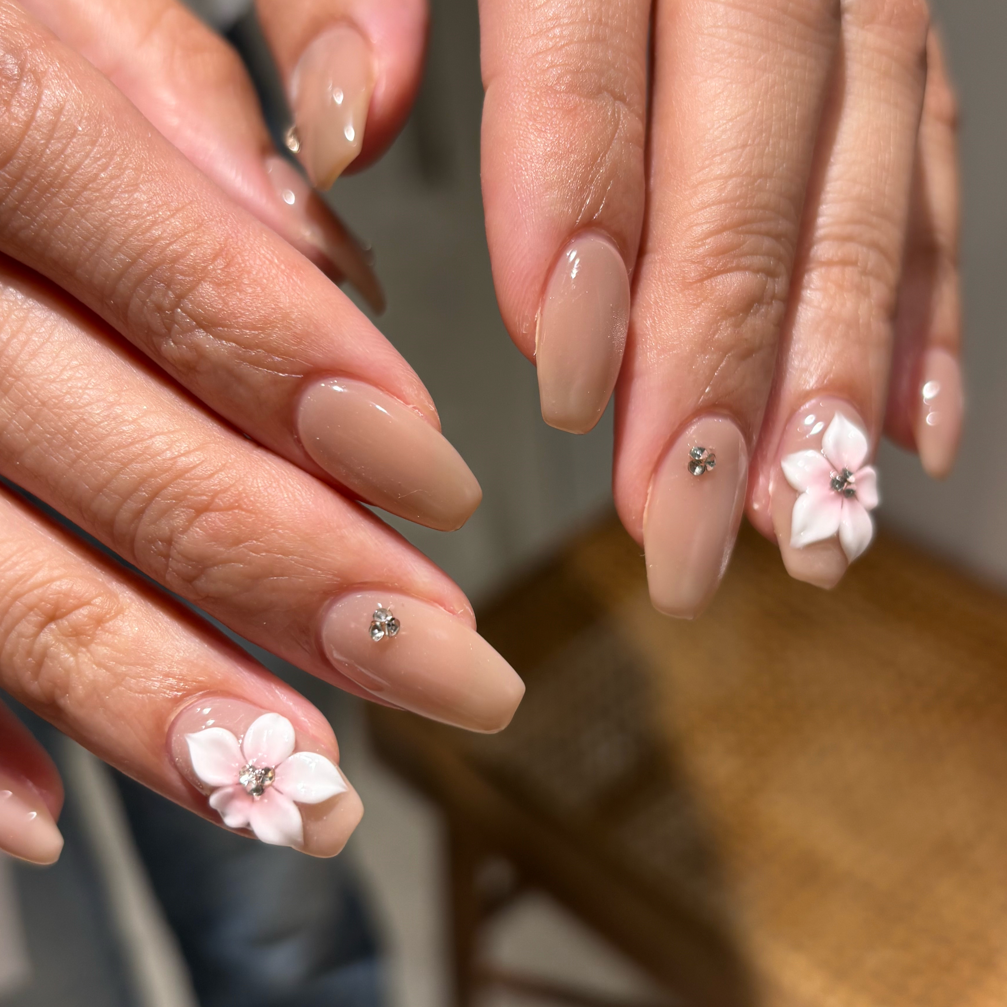 rei_s2_nail