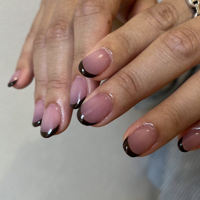 フレンチネイル、グラデーションコース（オフ、ケア込み）