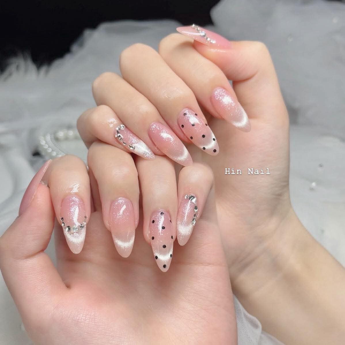 Hin.Nails_salon