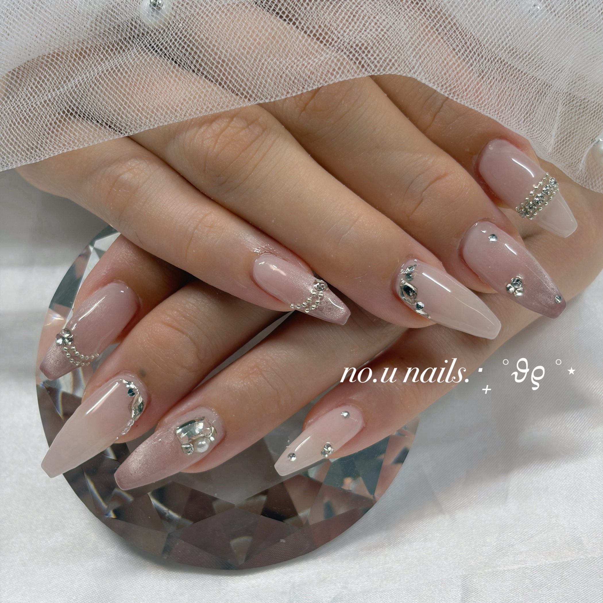 no.U_nails
