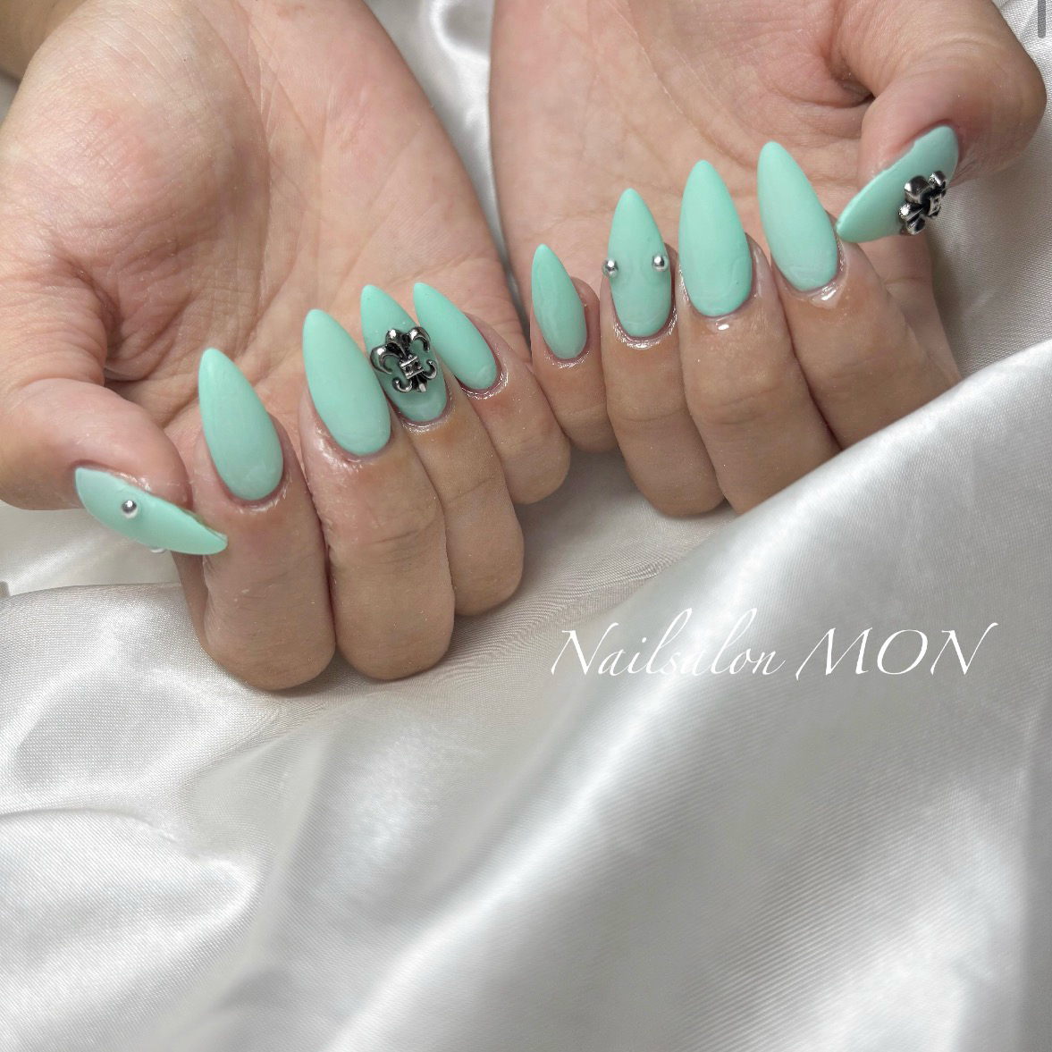 Nailsalon_MON