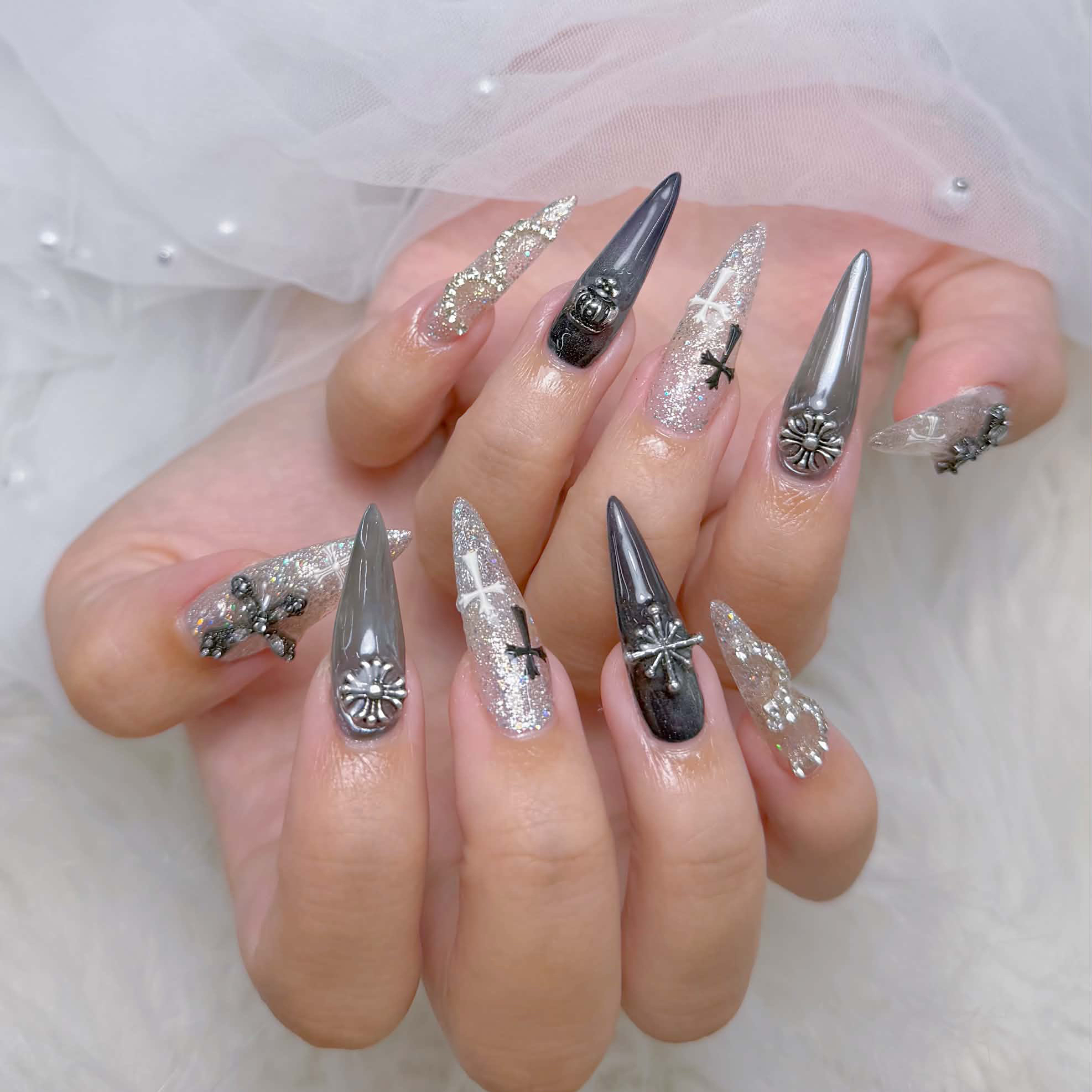 Julie_nail