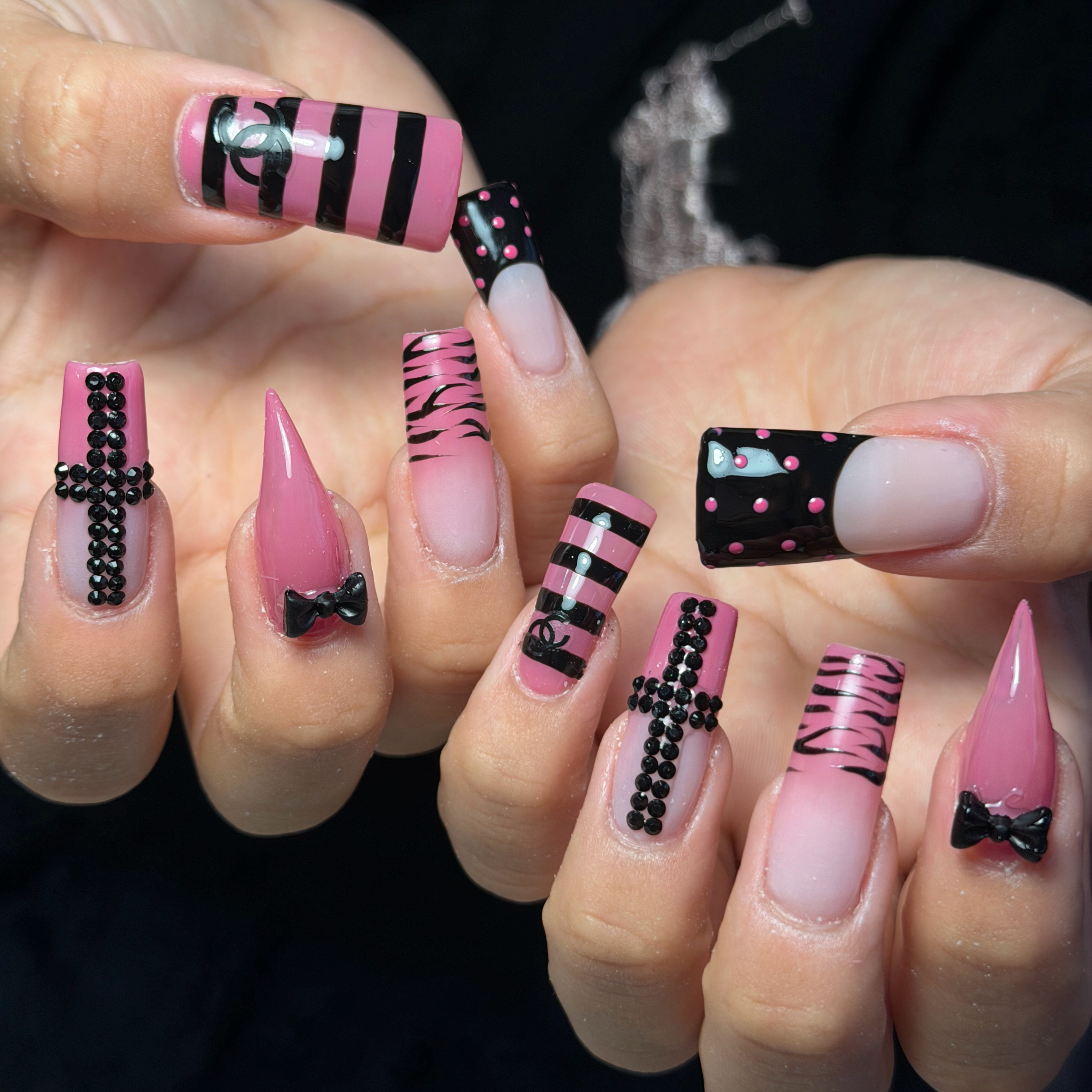 CoMo_Ana_Nail