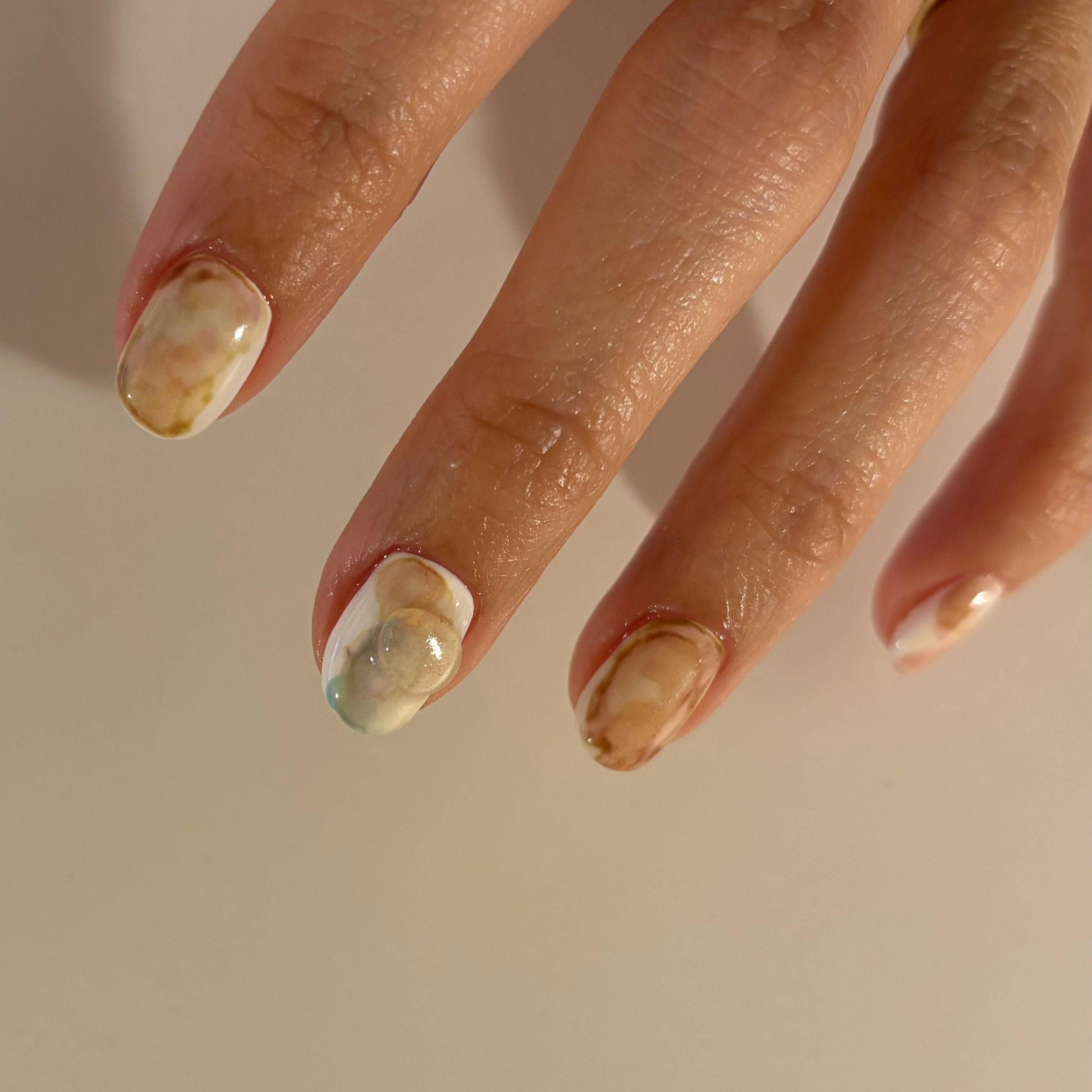 hugnail