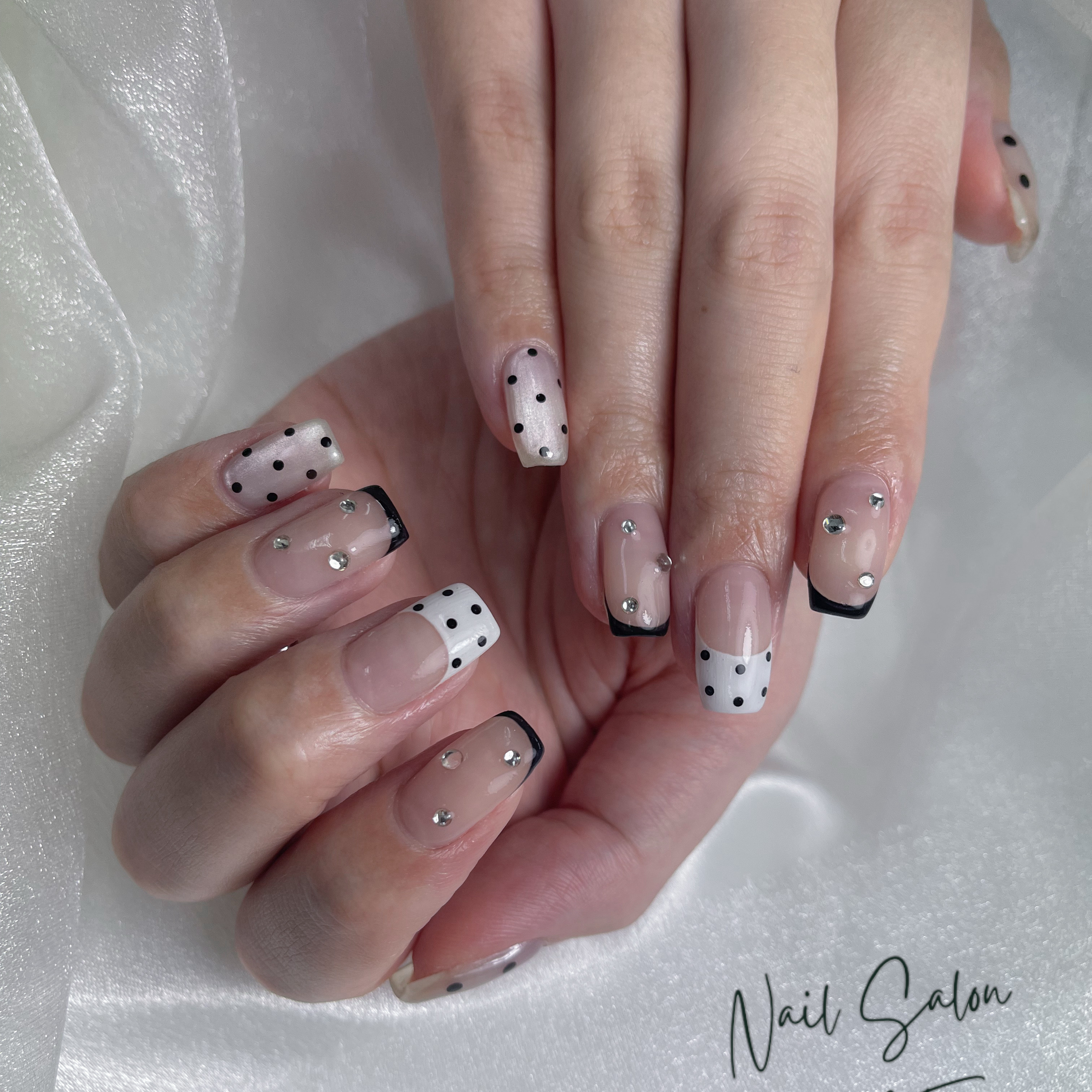 nail_salon.laf