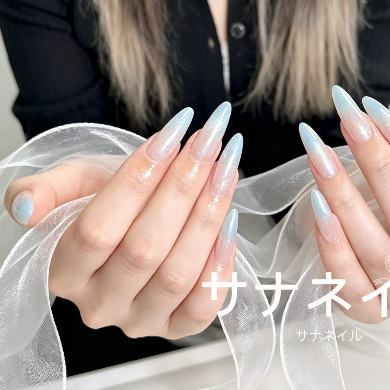 Yuna_nail.