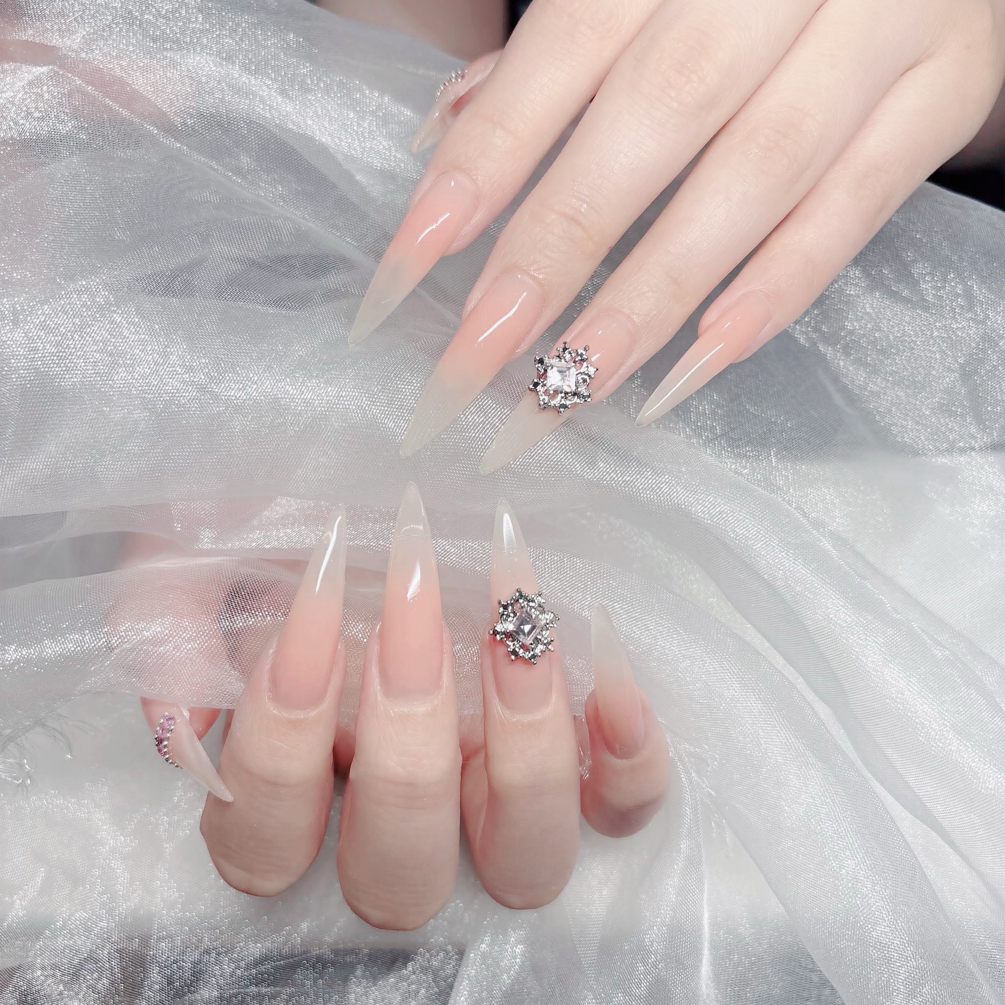 Hani_NailSalon