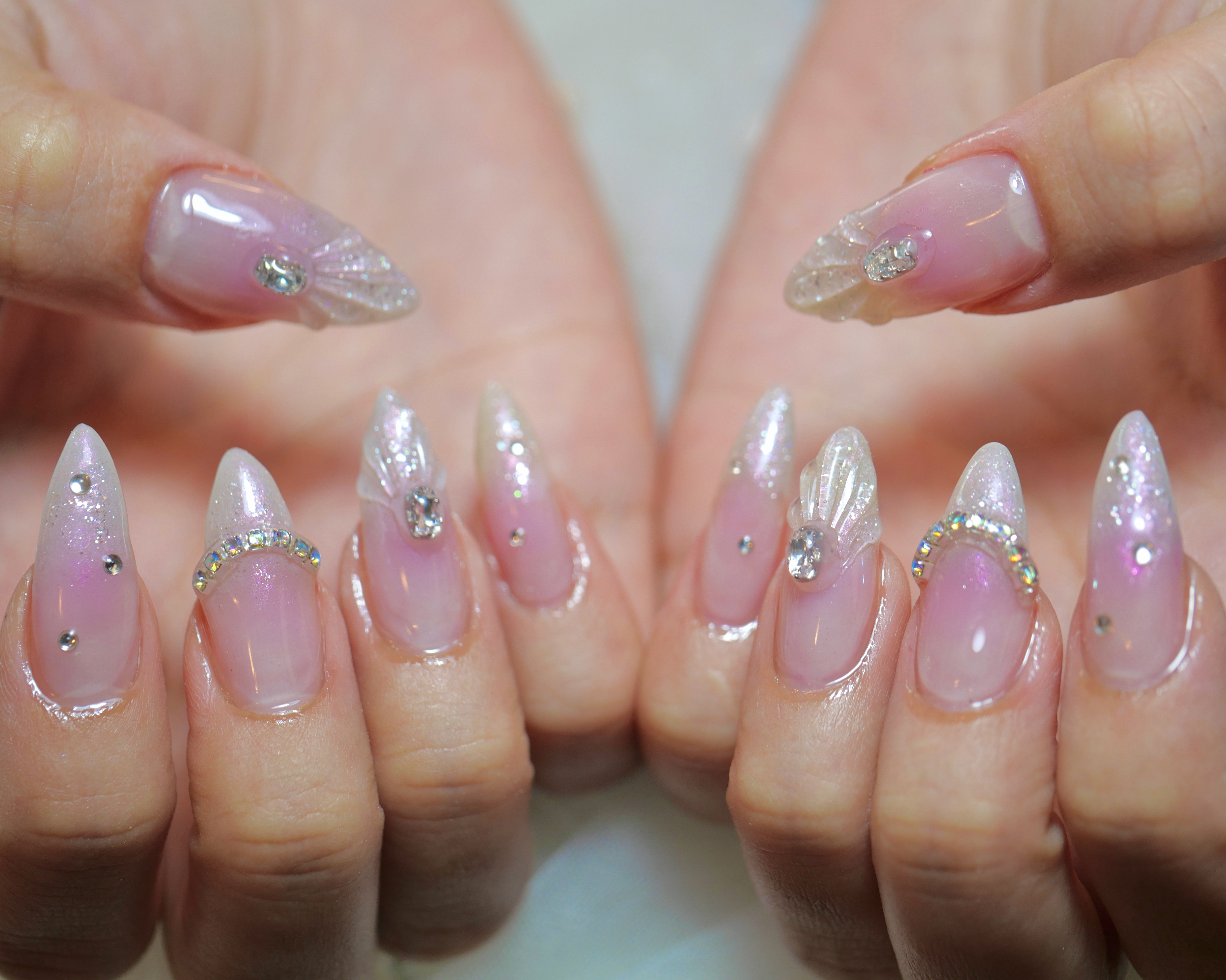 Y_nail...