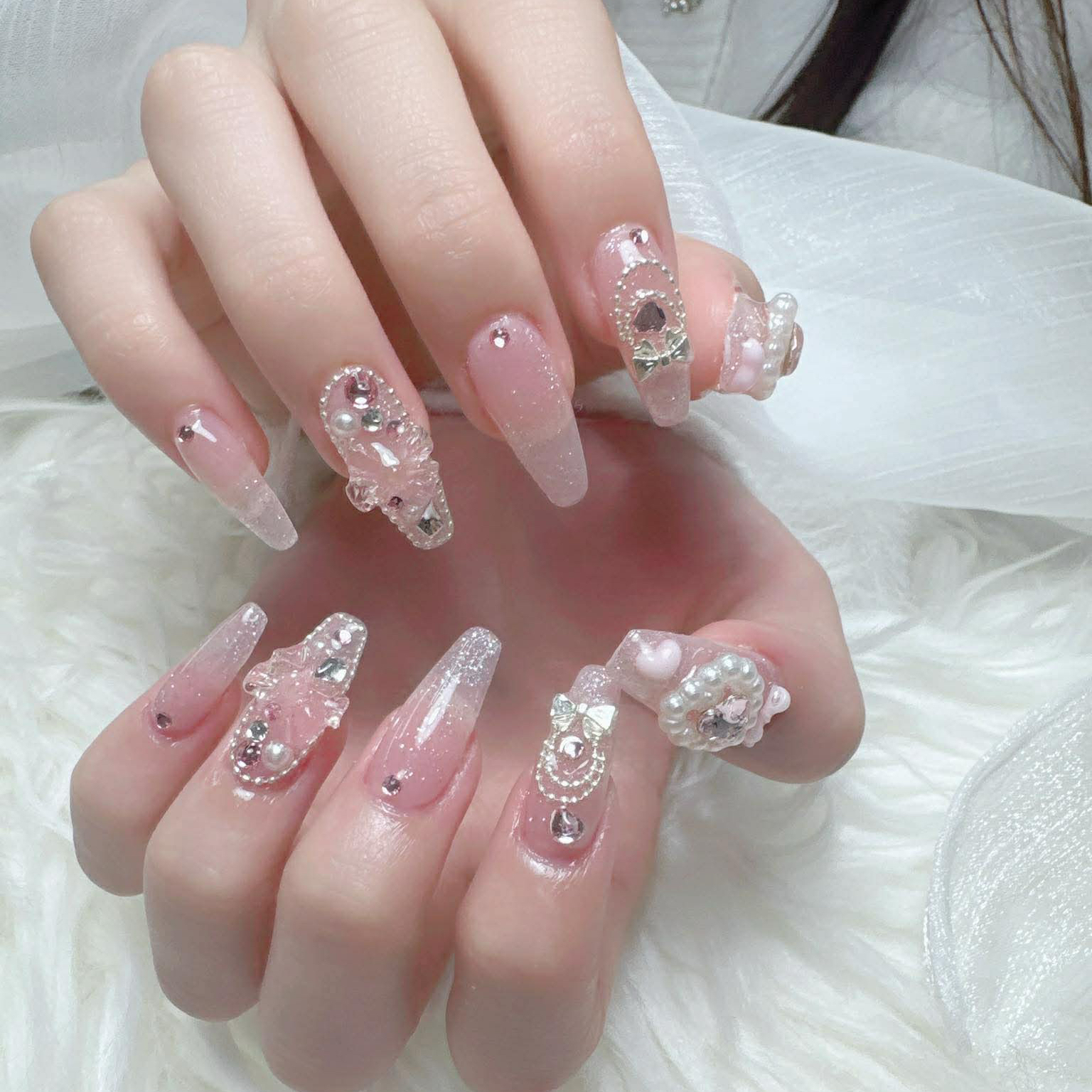 Har02_Nail