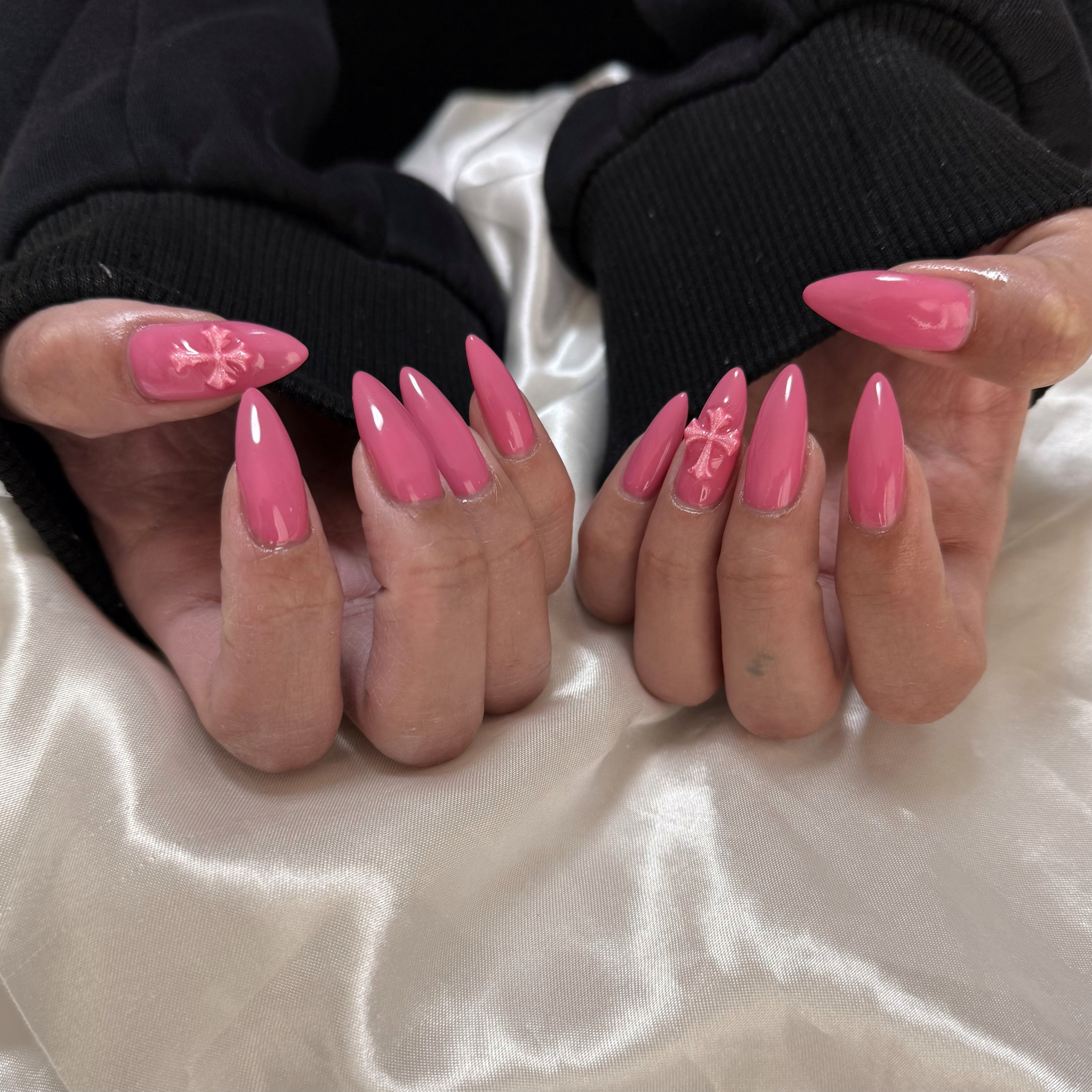 Bi_nail