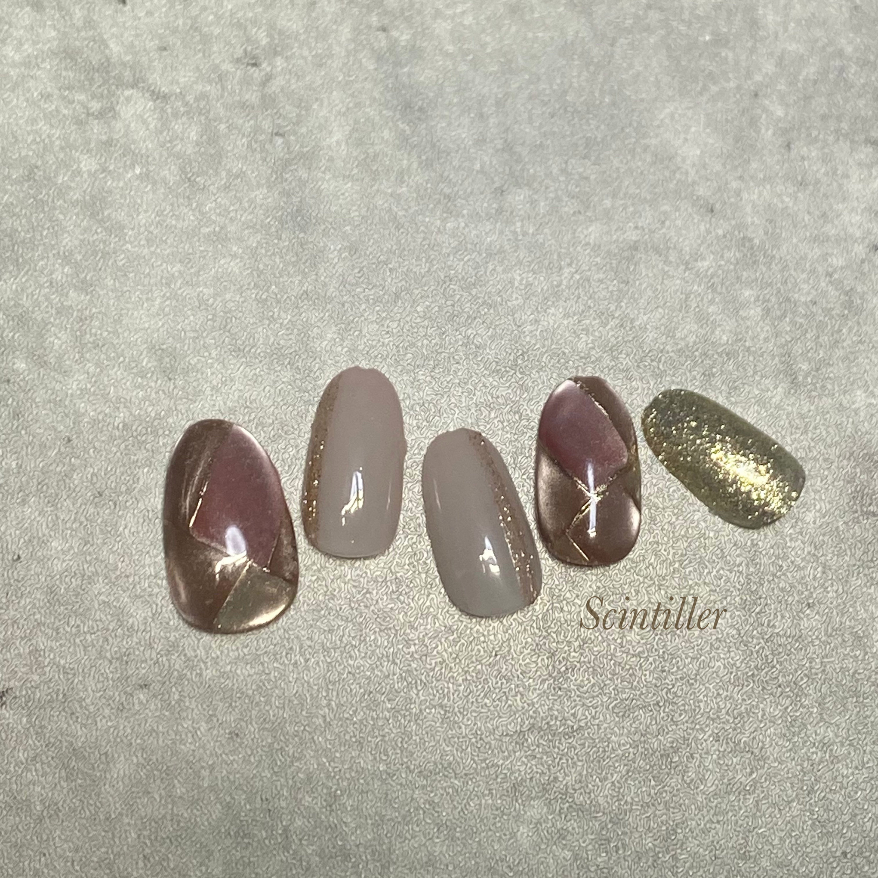 nailsalon_Scintiller
