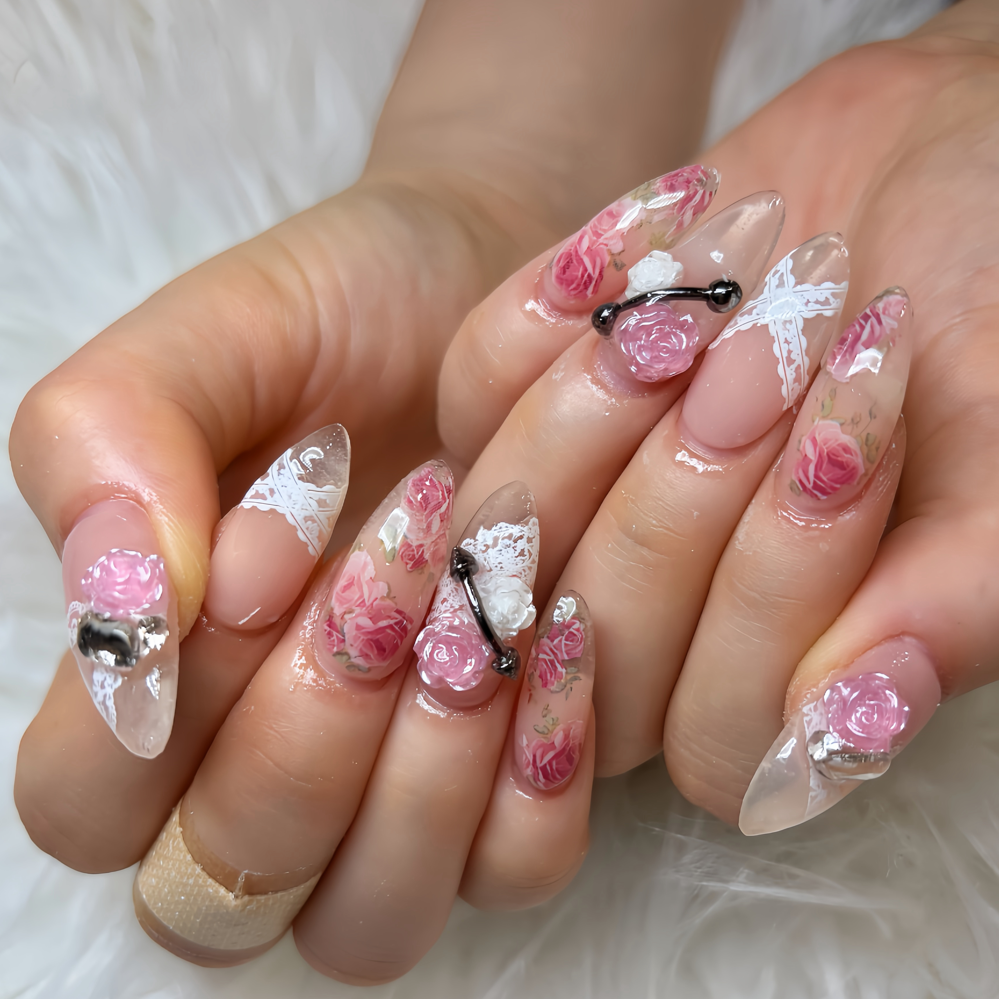 MOMO_NAIL.357