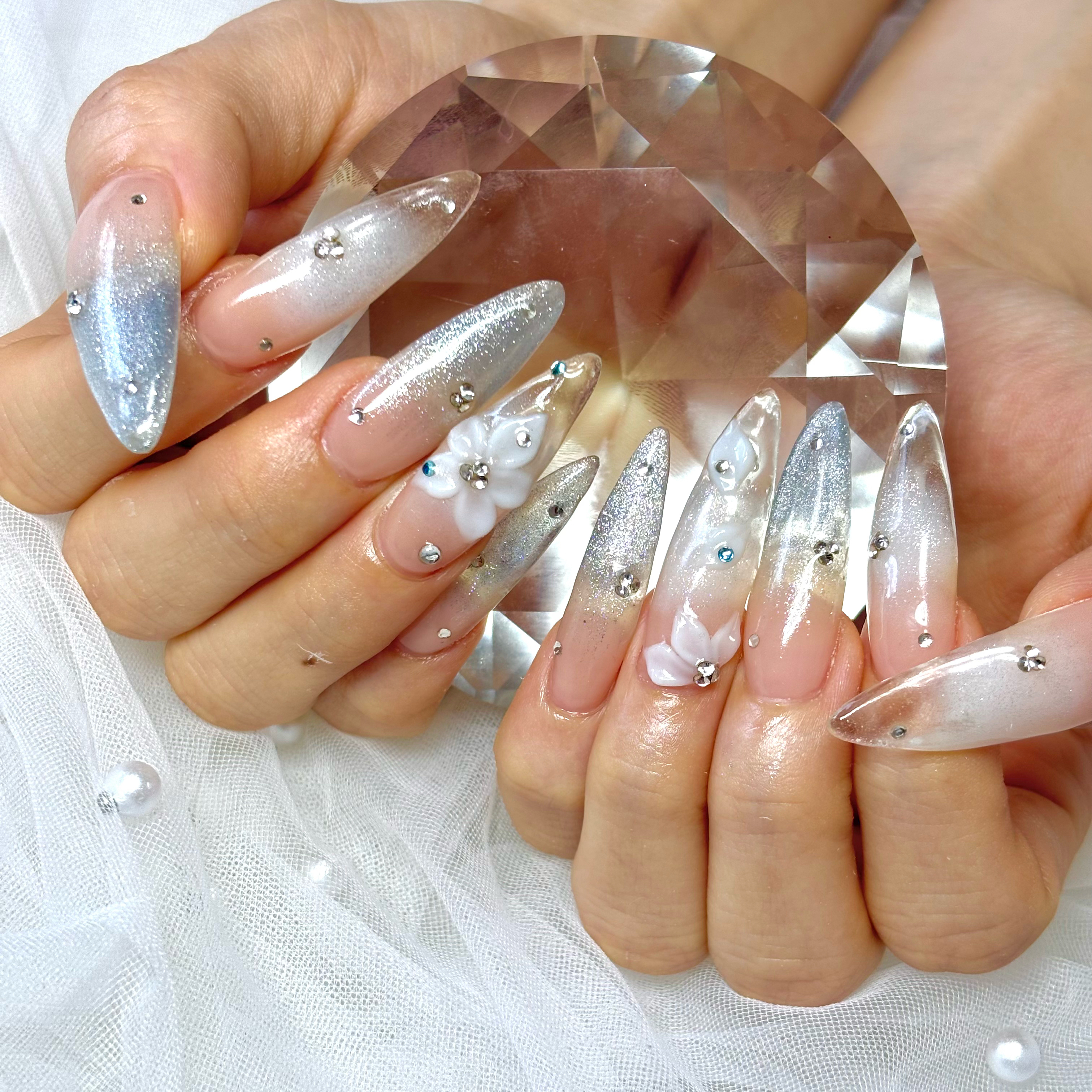 Lavi_nail