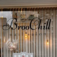 BrooChill