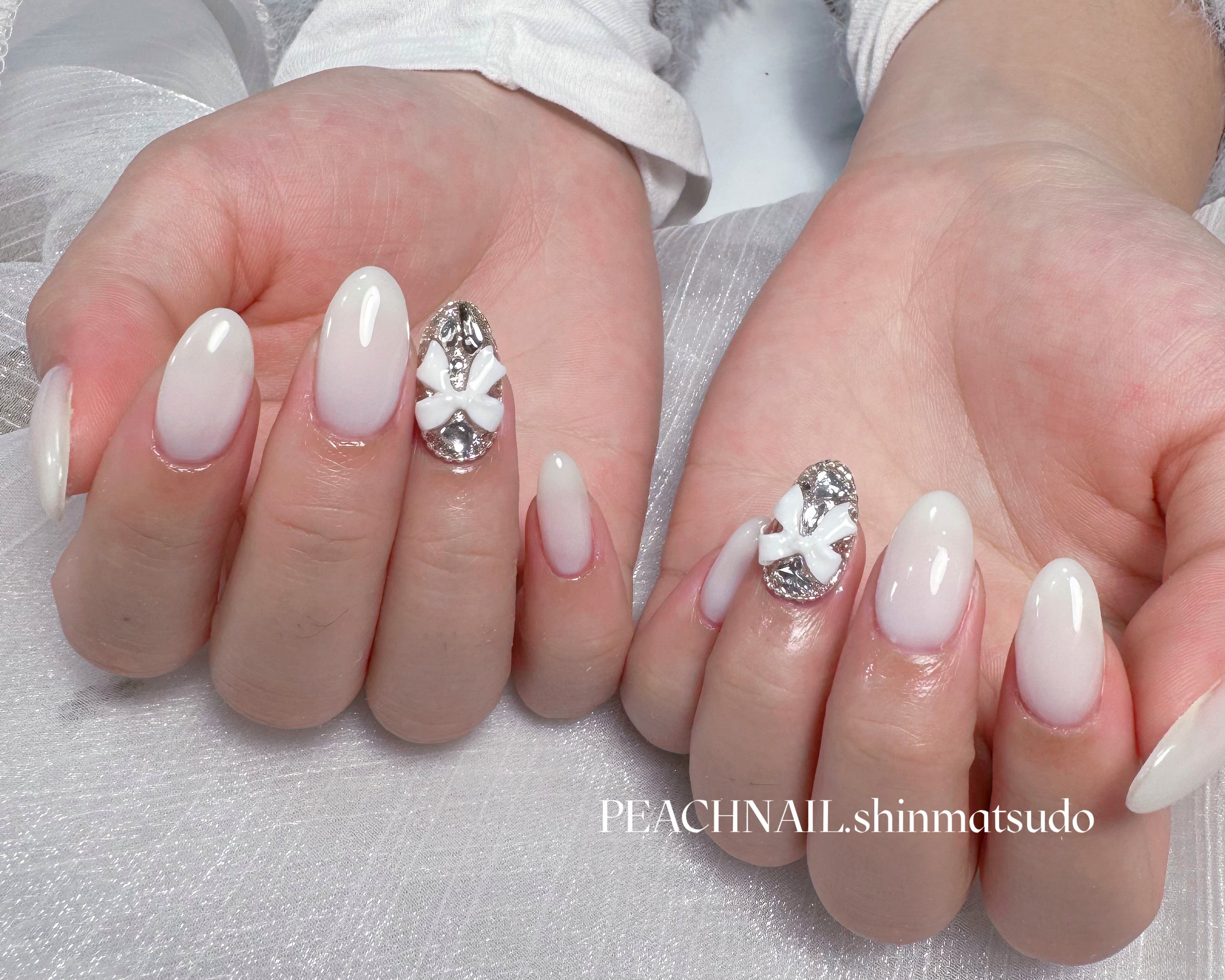 PeachNail_staff