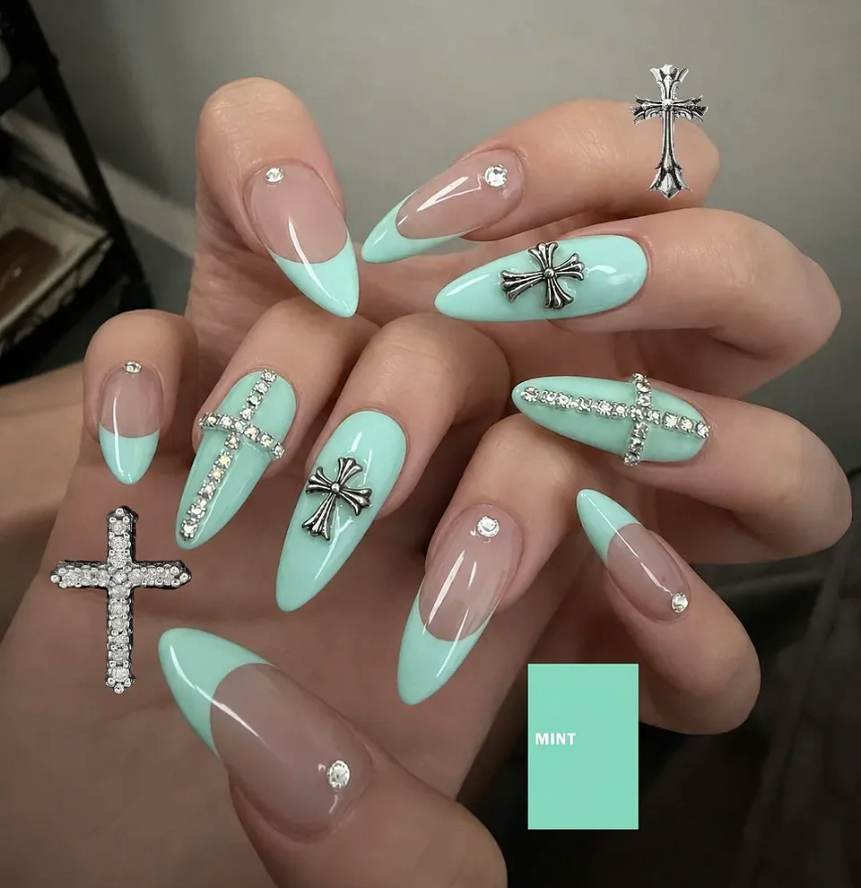 Risu_Nails