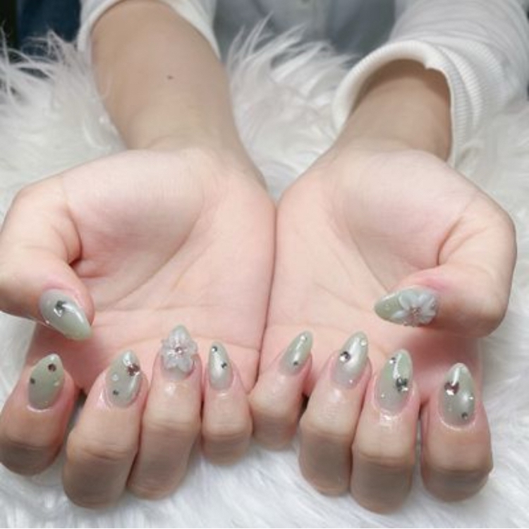 BT.heaven_nail1