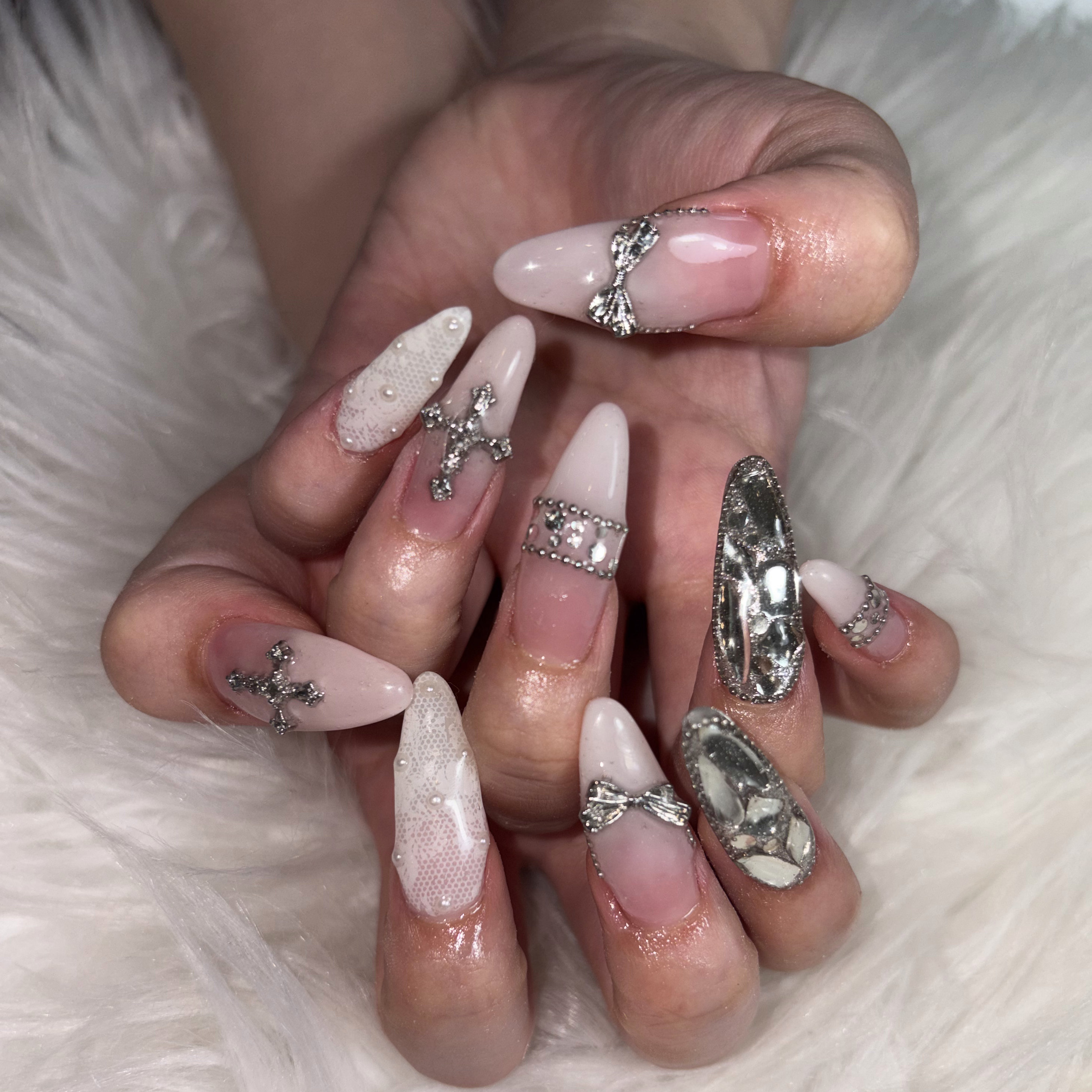 _laninails