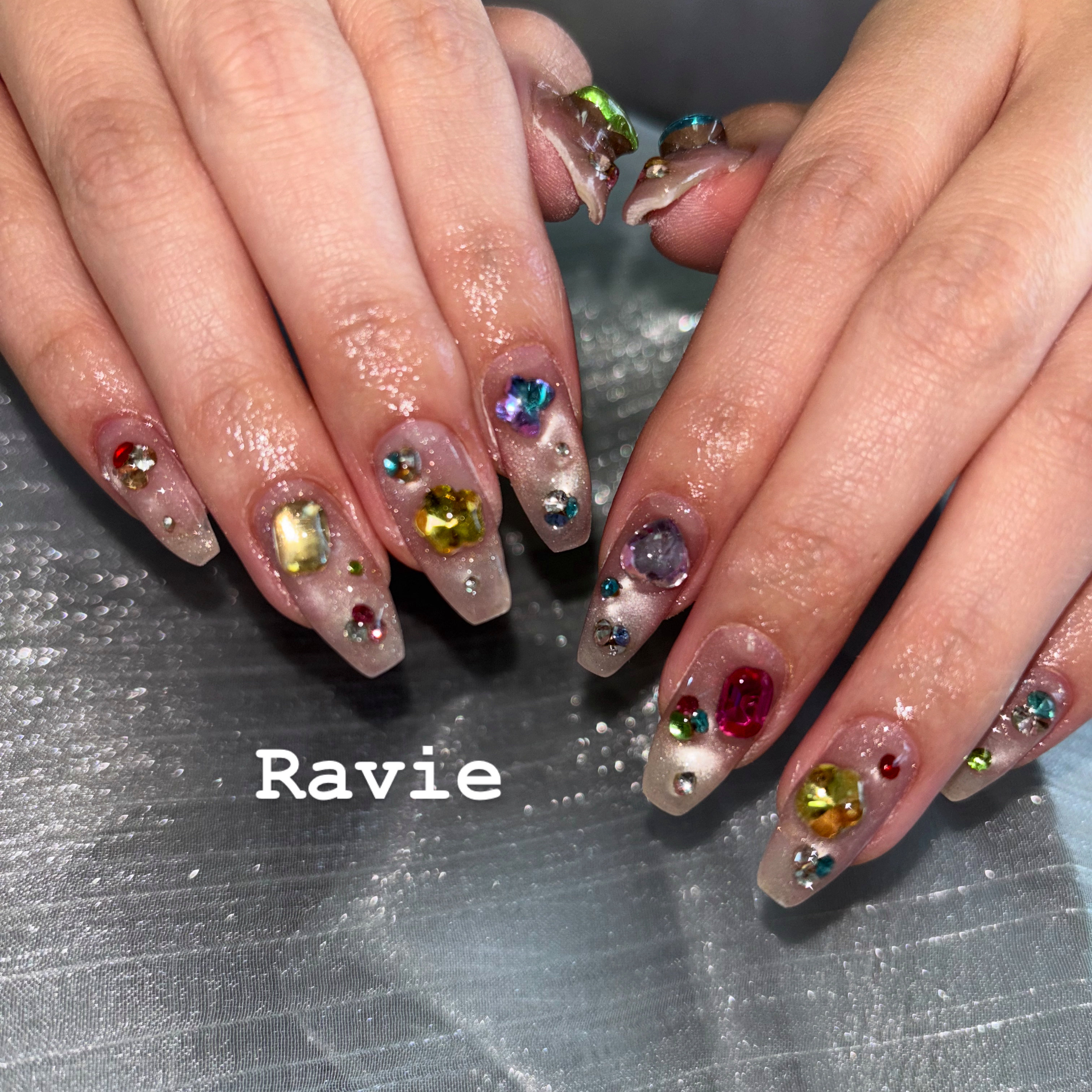 NailRavie