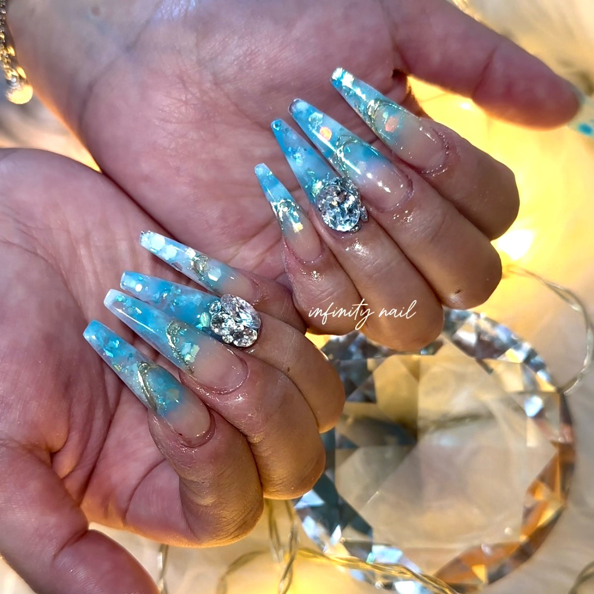 INFINITY_nail