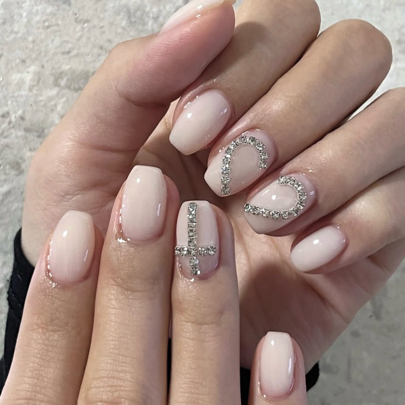 Yunzina_RibonNail