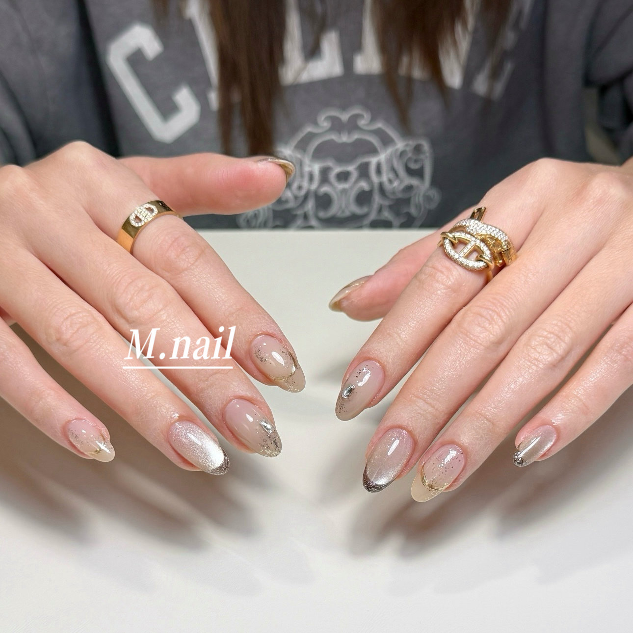 M.nail_momo