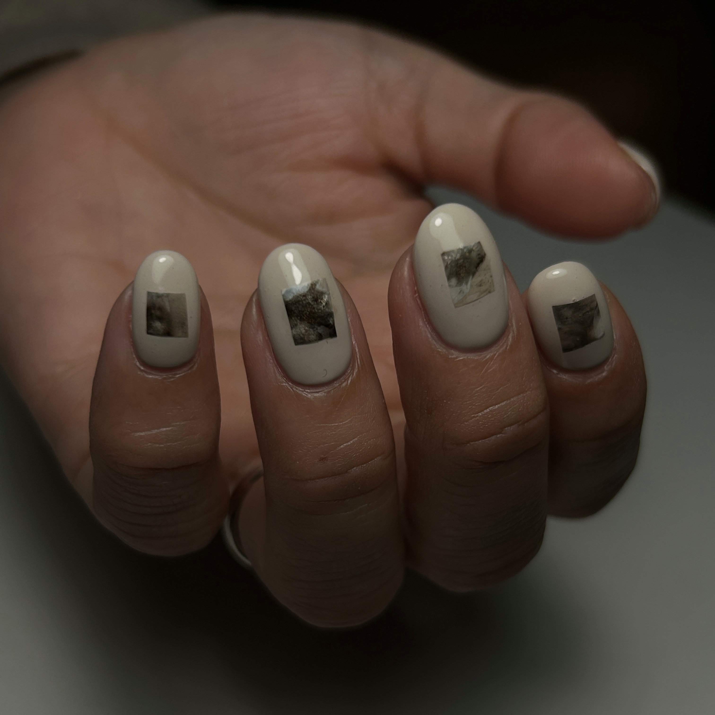 apua_ami.nail