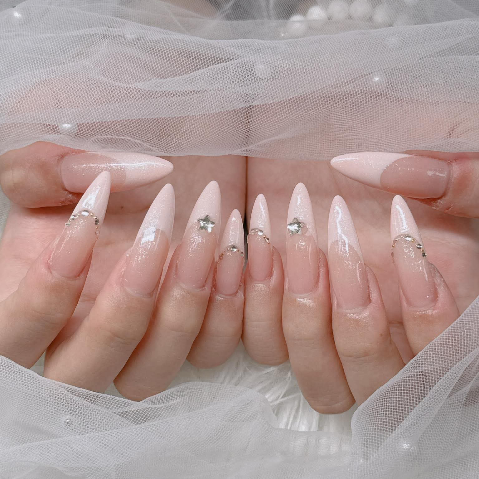 Lee_Nails