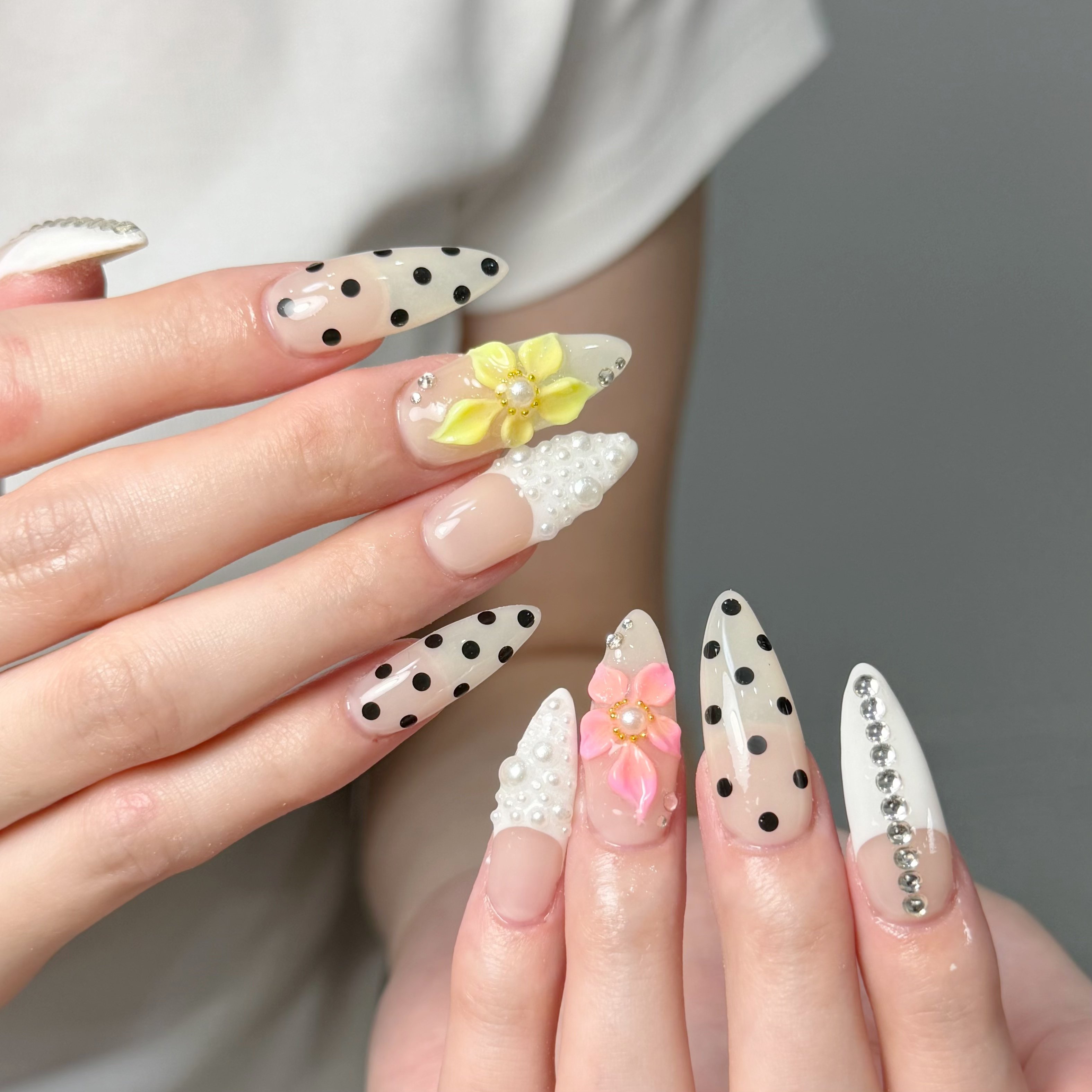 UM_NailSALON