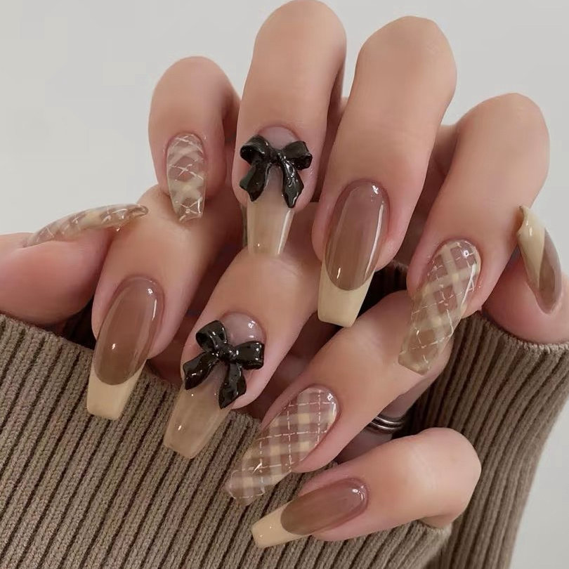 ARBRE_Nail
