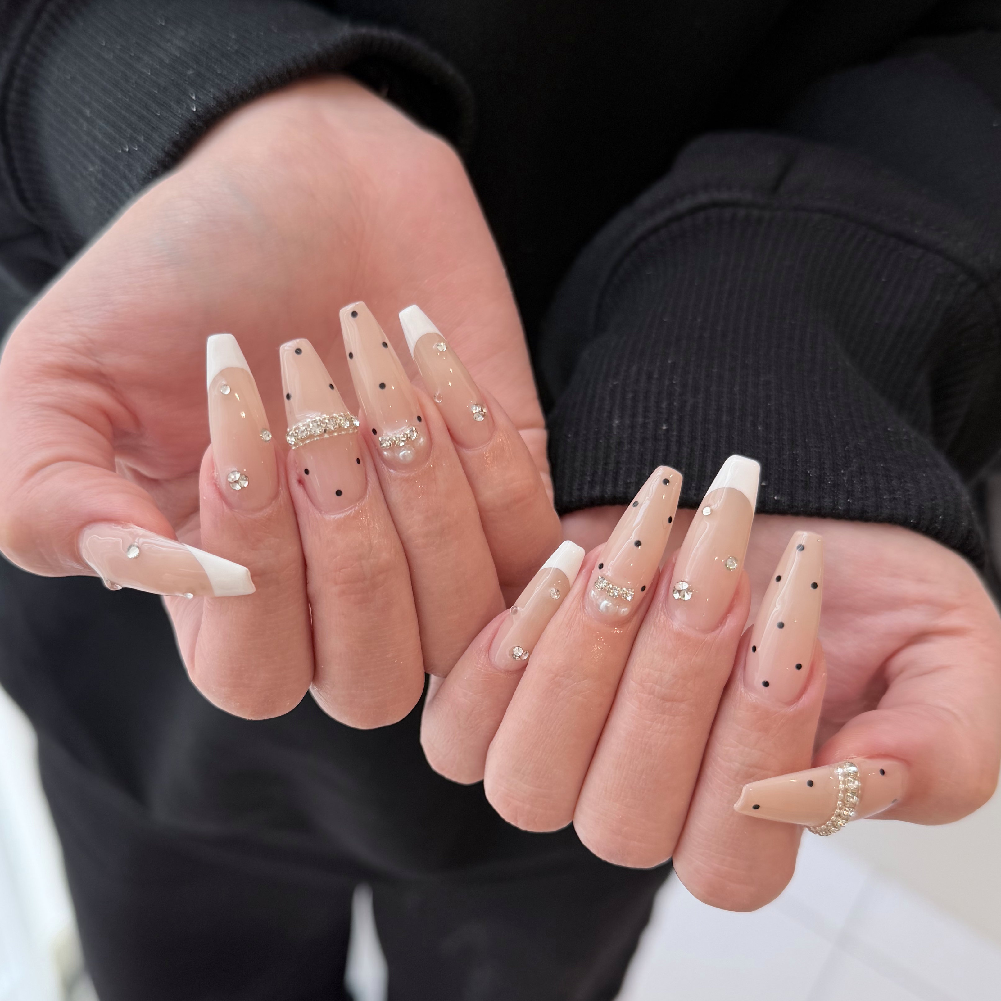 pinkdollhouse_nail