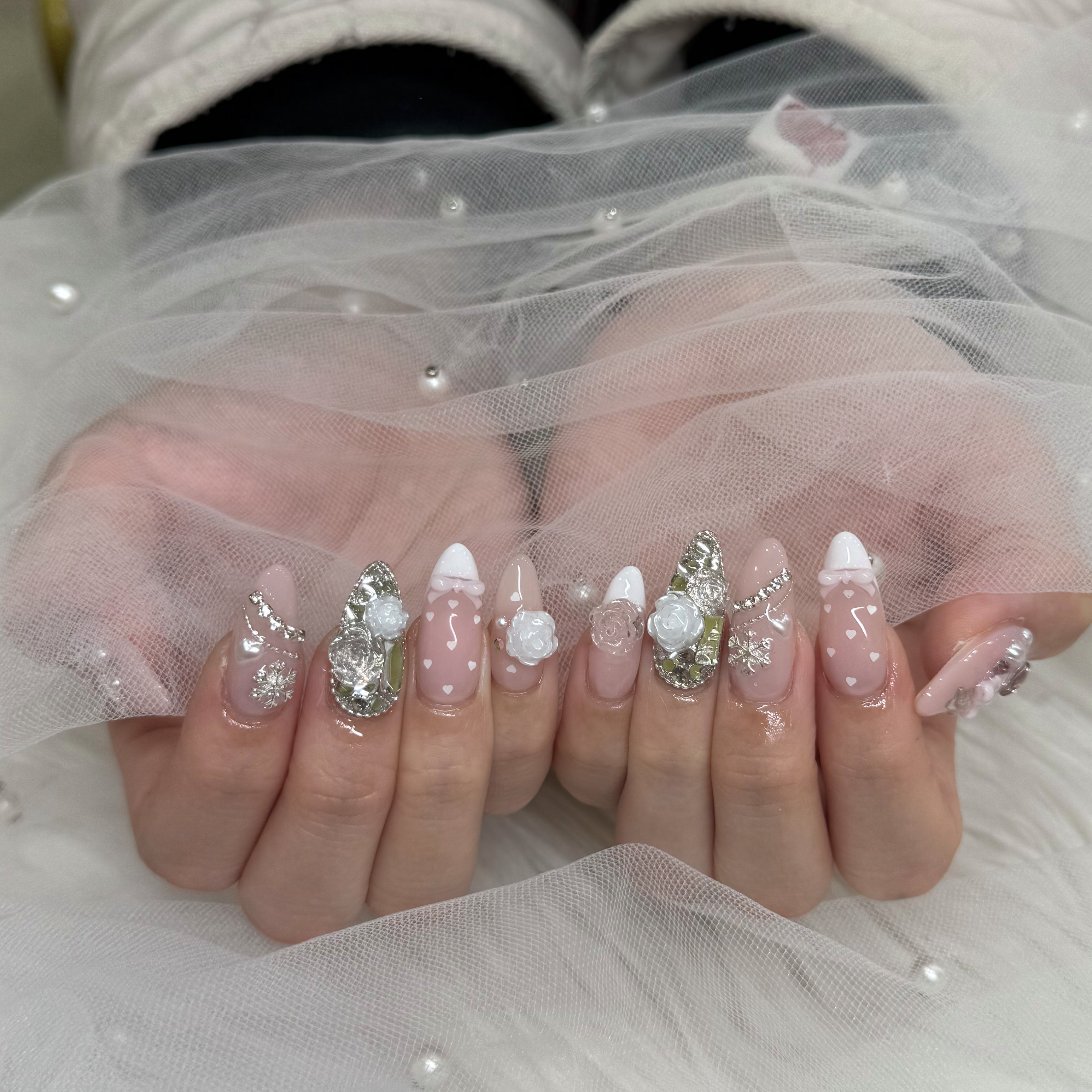 s_.nail8