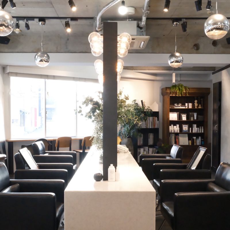 L&Co. BY LUCKHAIR
