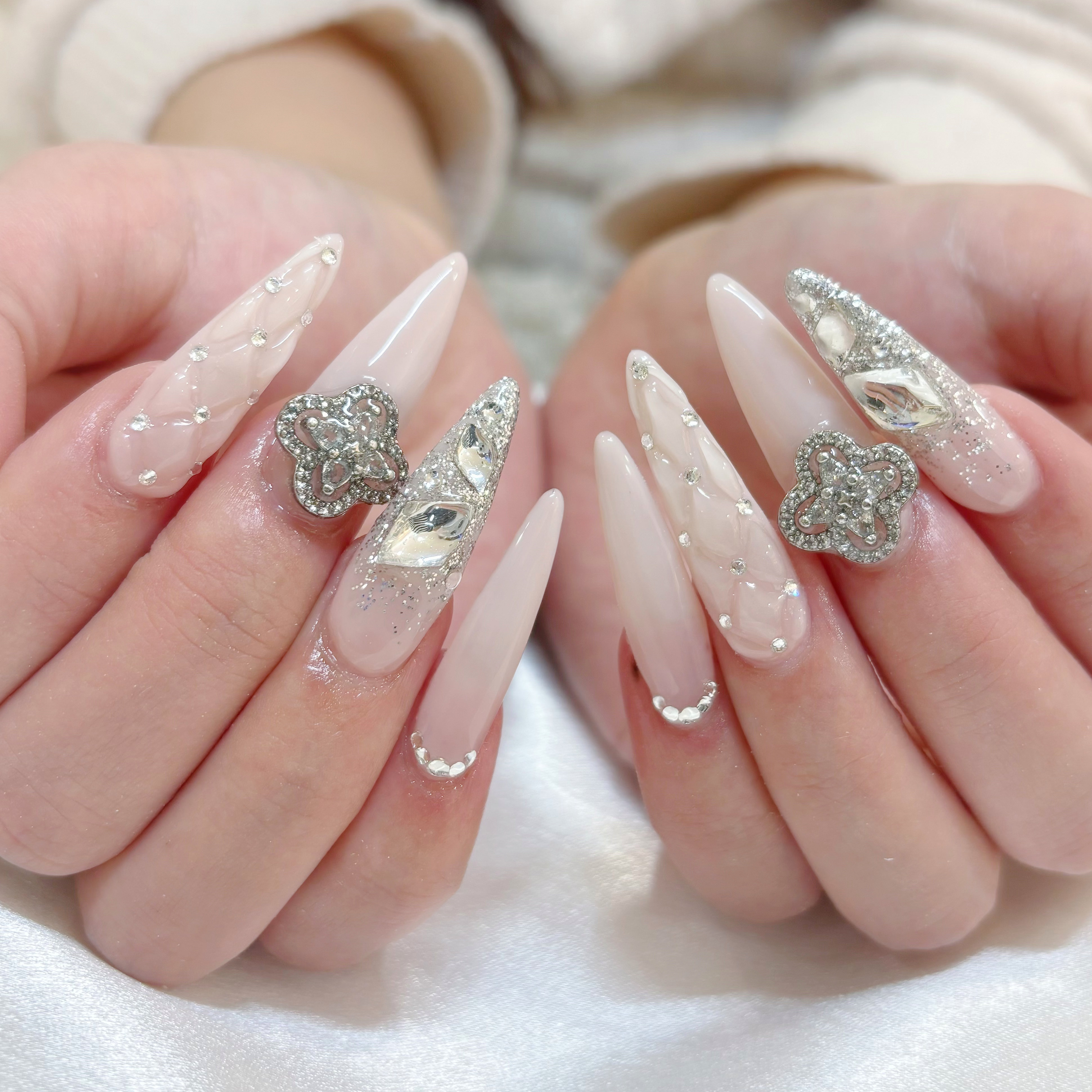 ruka._trunail