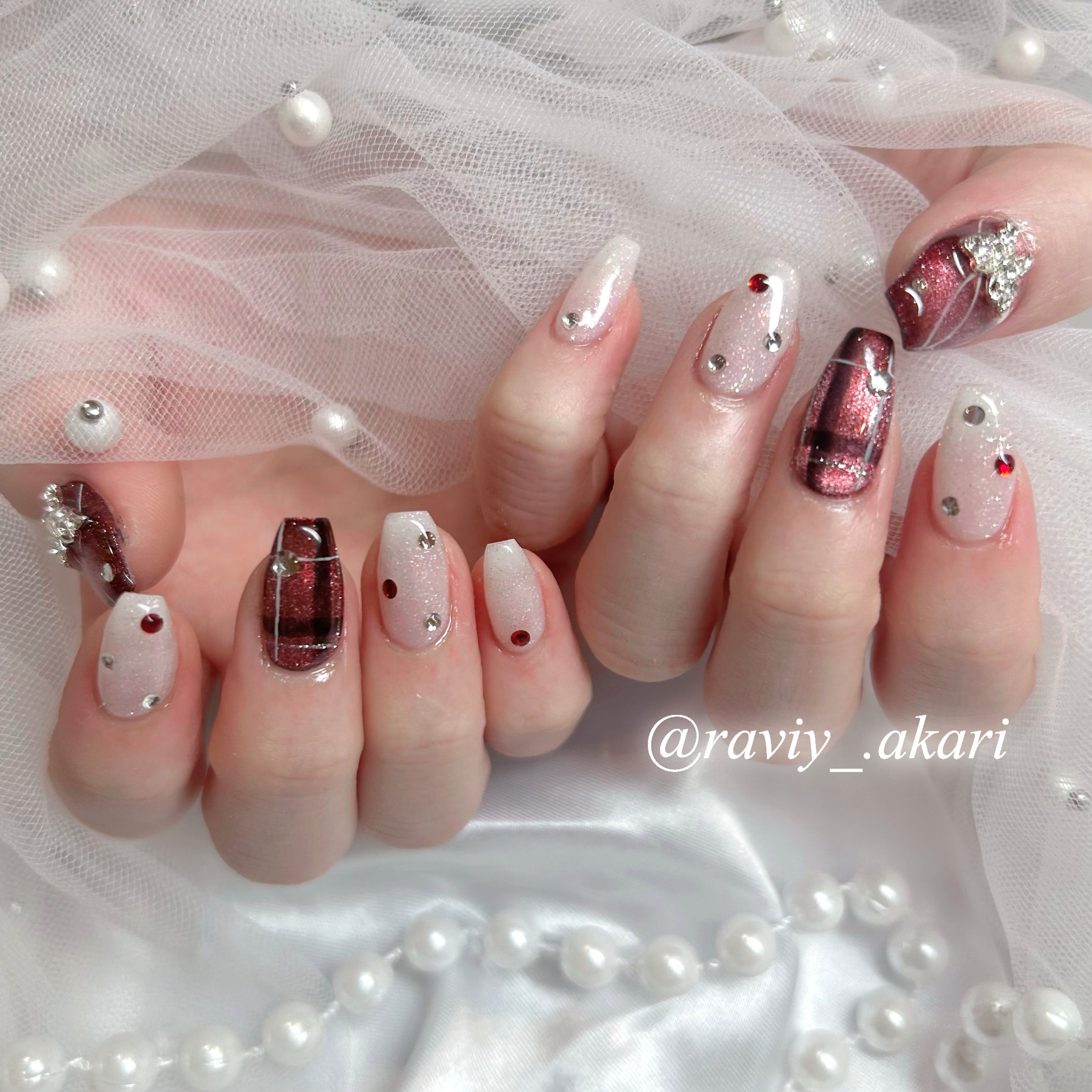 Raviy_.Akari