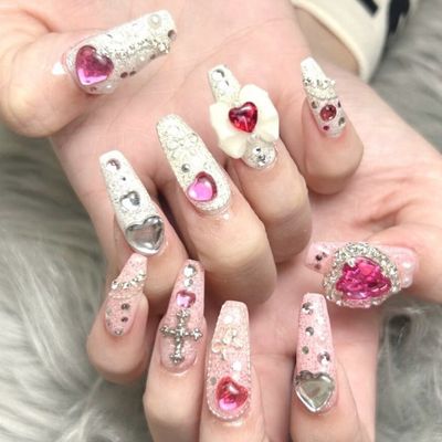 【120分アートフリーネイルコース☆】キラキラ、コテコテネイルはこちら☆