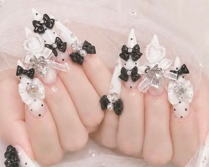 Nail_unichan