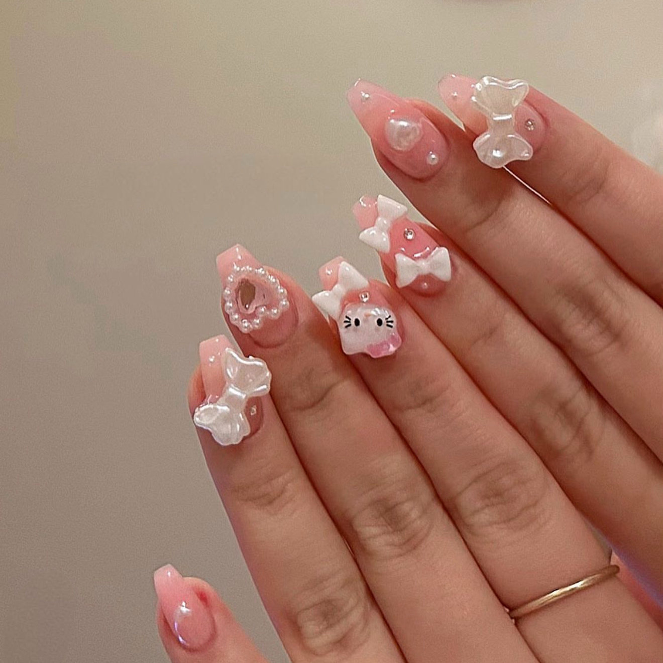 Emaa_Nail