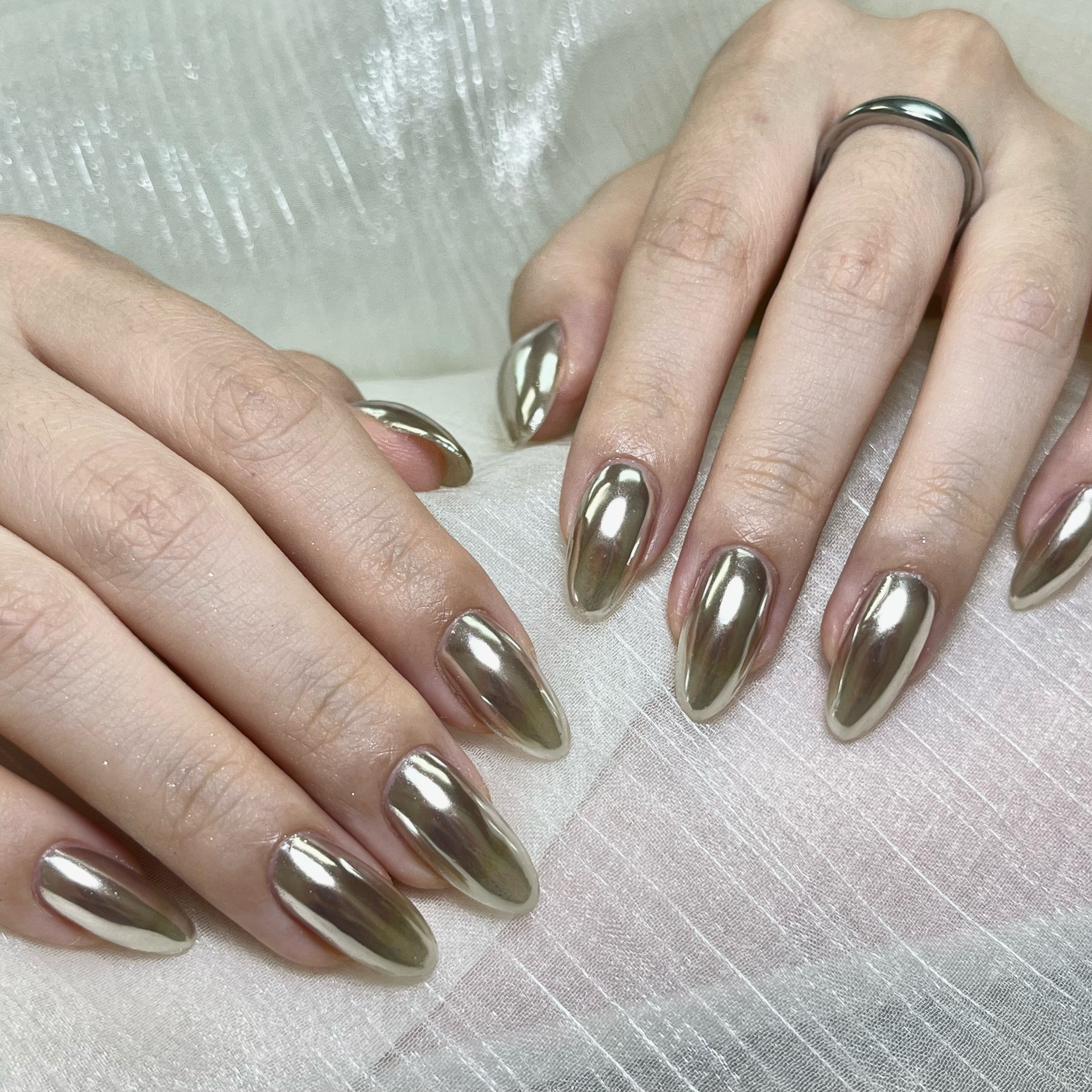 ri.nail_