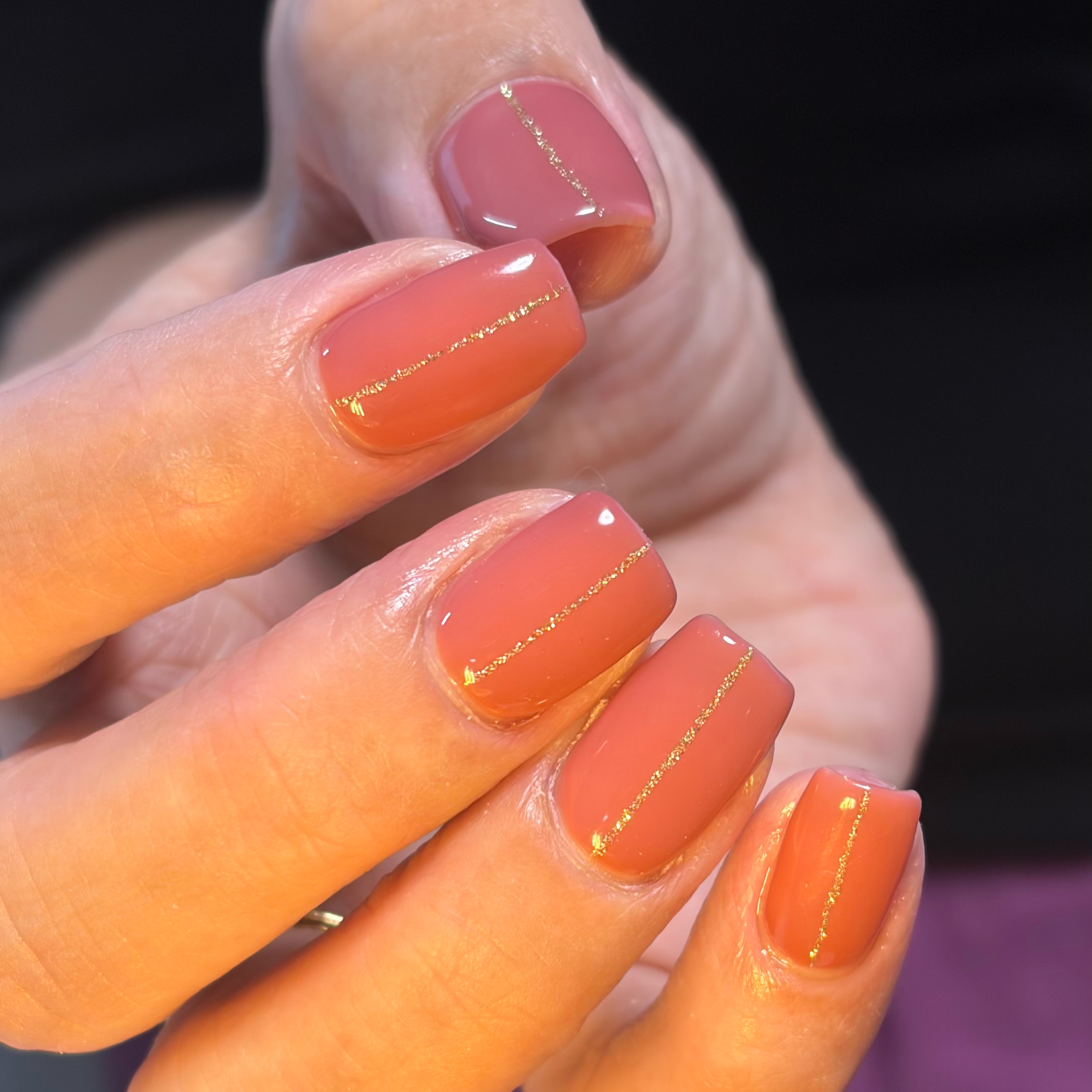 FM1120.NAILS